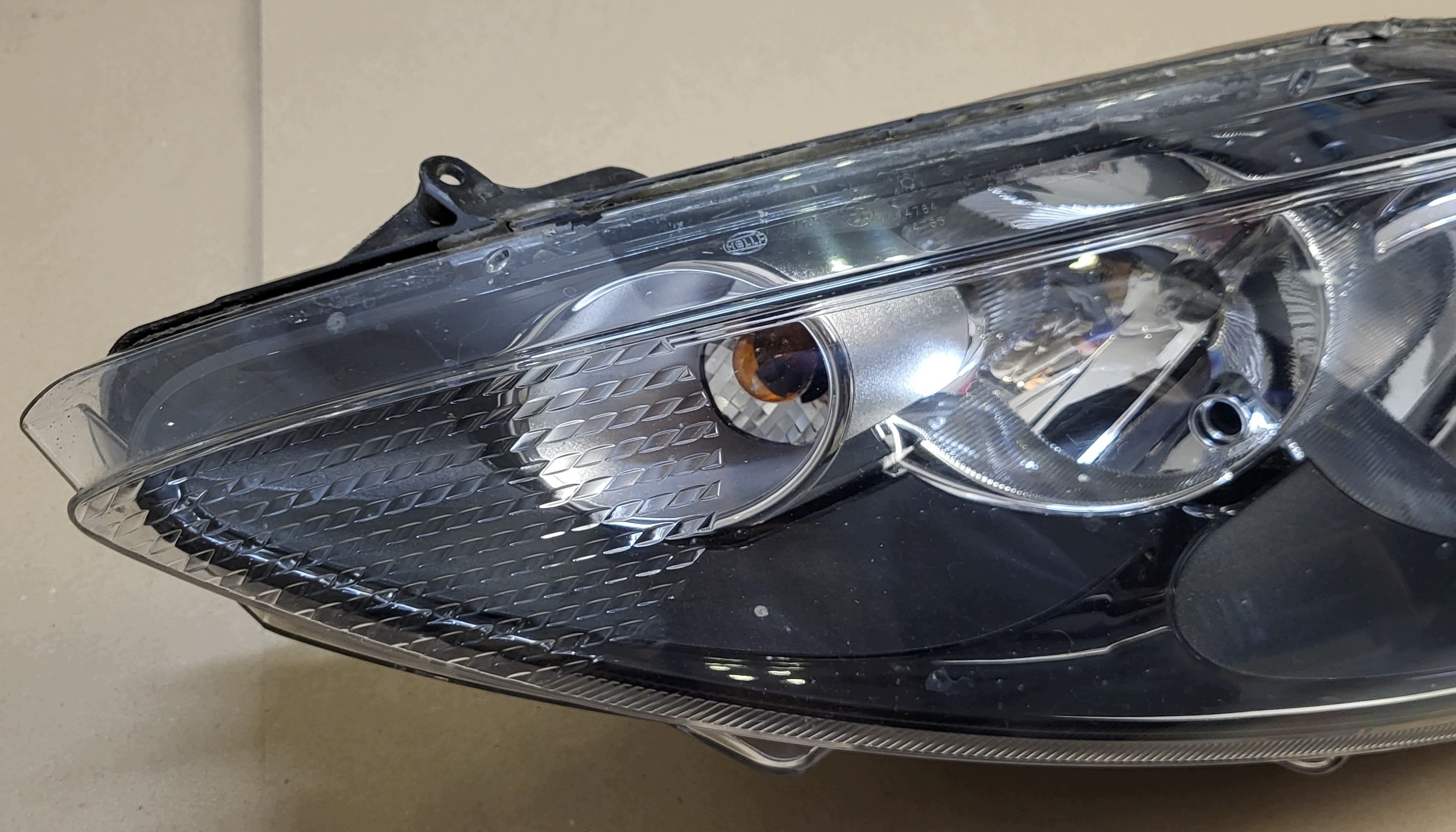 light REFLEKTOR left front FORD FIESTA MK7 VII 254181-00L 153874 original