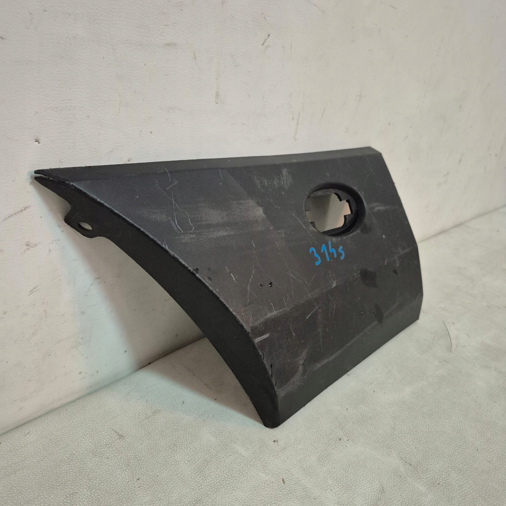RENAULT MASTER IV 4 24r.-> moulding cap side left 768E11579R