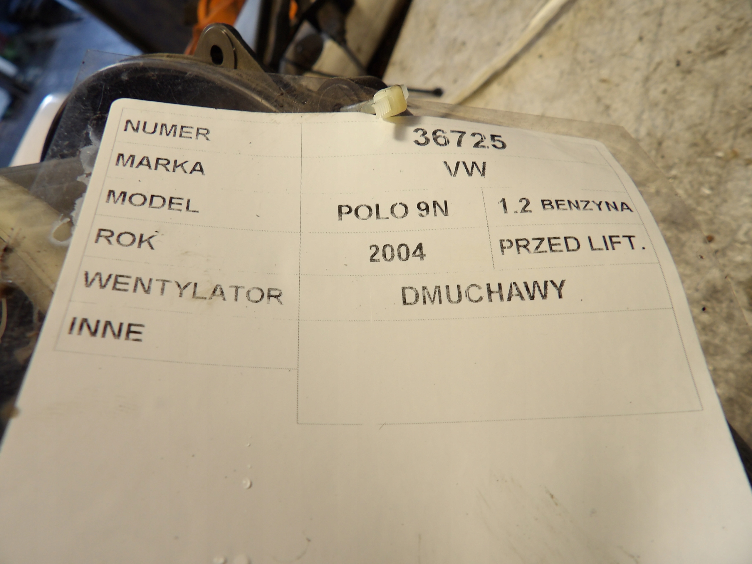 Volkswagen Polo IV 9N Lüfter heizung 1,2B