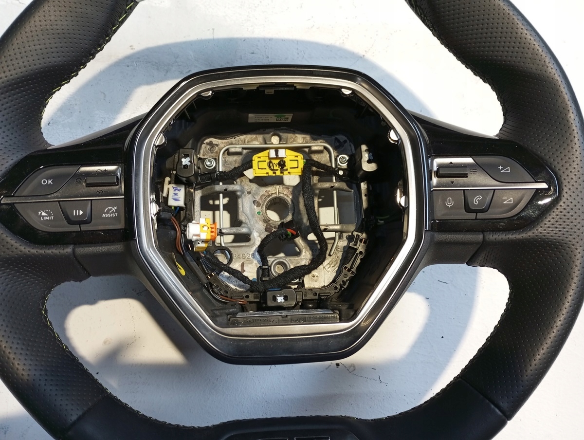 lenkrad PEUGEOT 308 III T10 GT