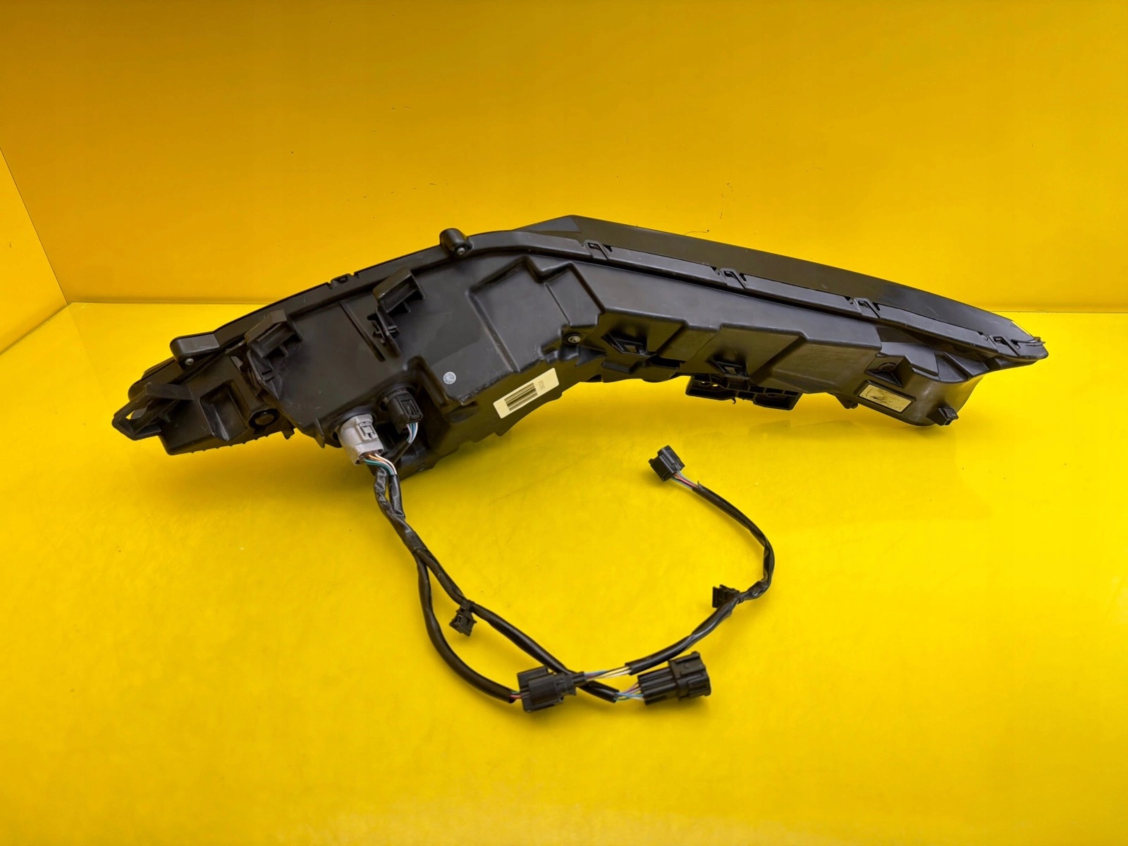 light right Nissan Ariya 2022- lower Full Led DRL