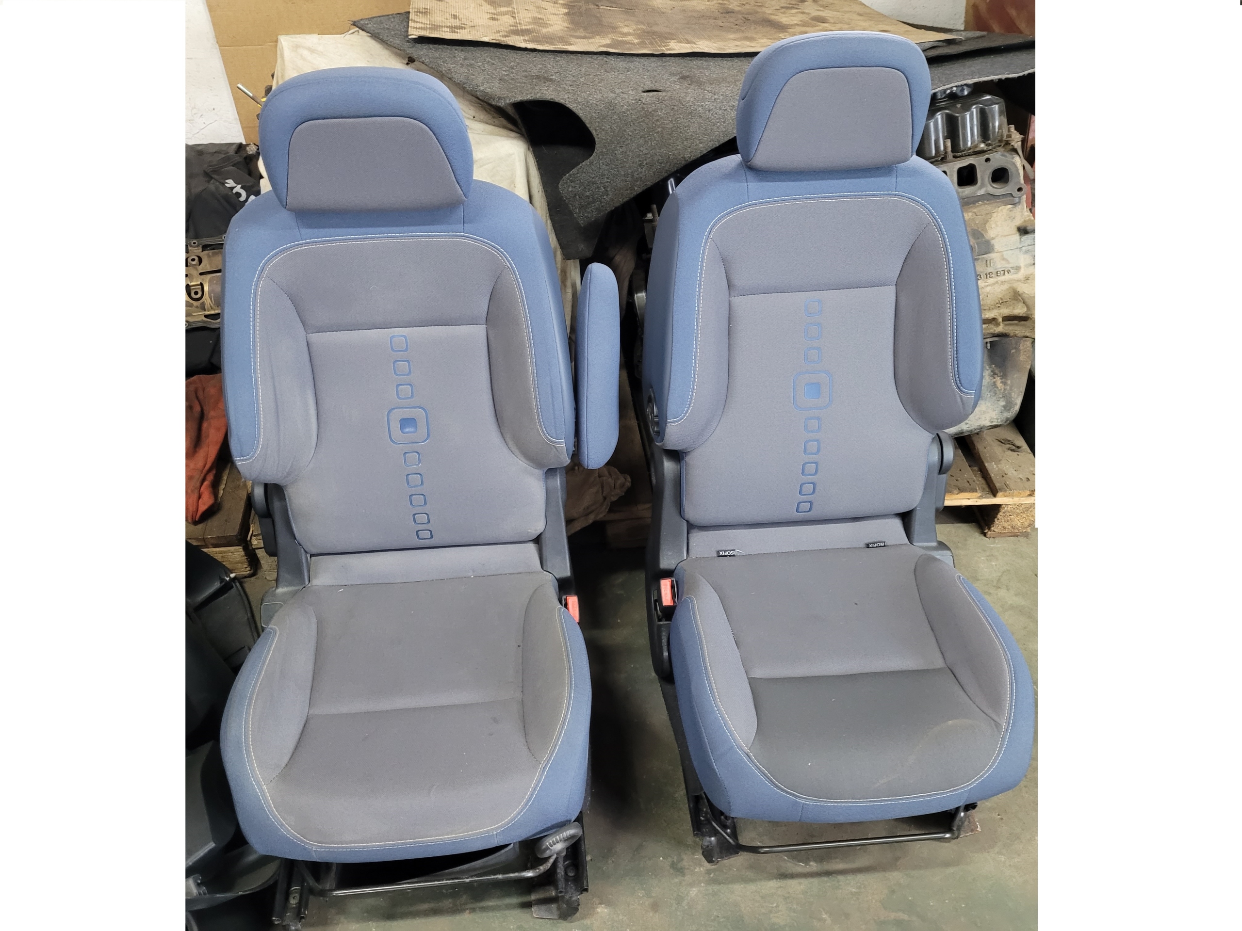 Citroen Berlingo II 08- fotel prawy multispace