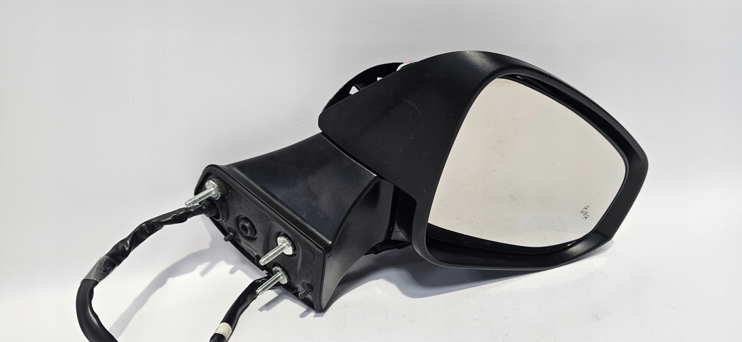 mirror right TOYOTA HIGHLANDER IV 20- 14+4 18PIN