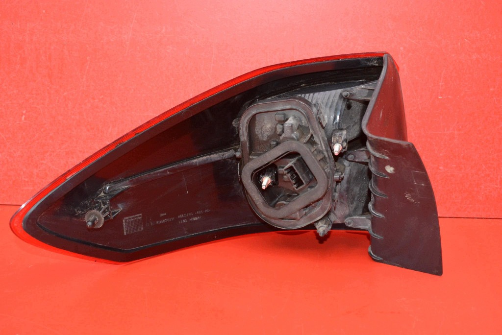 light right rear part rear AM51-13404-BE FORD C-MAX MK2 10-15