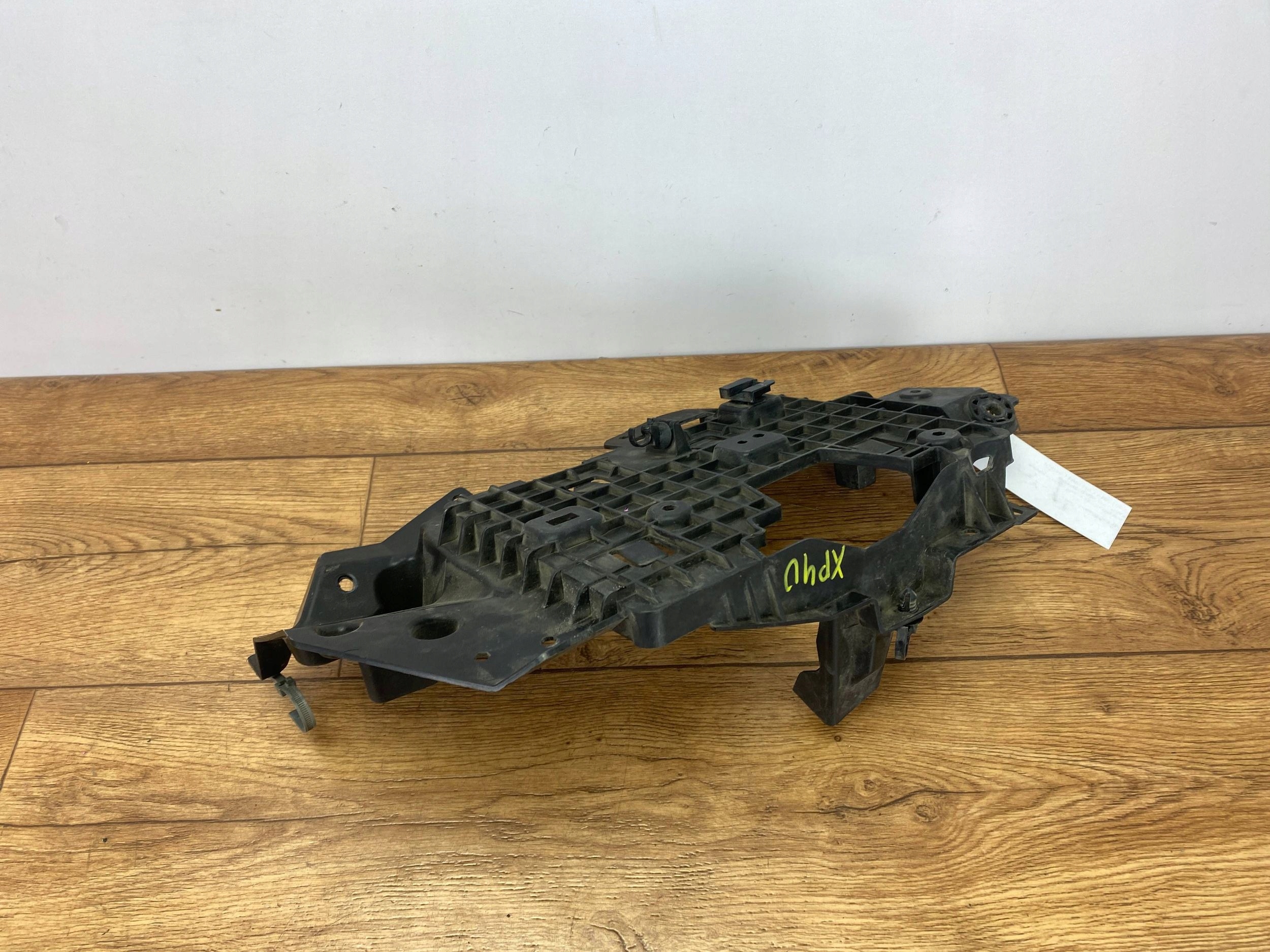 holder control unit retainer ecu Chevrolet Camaro 2016+