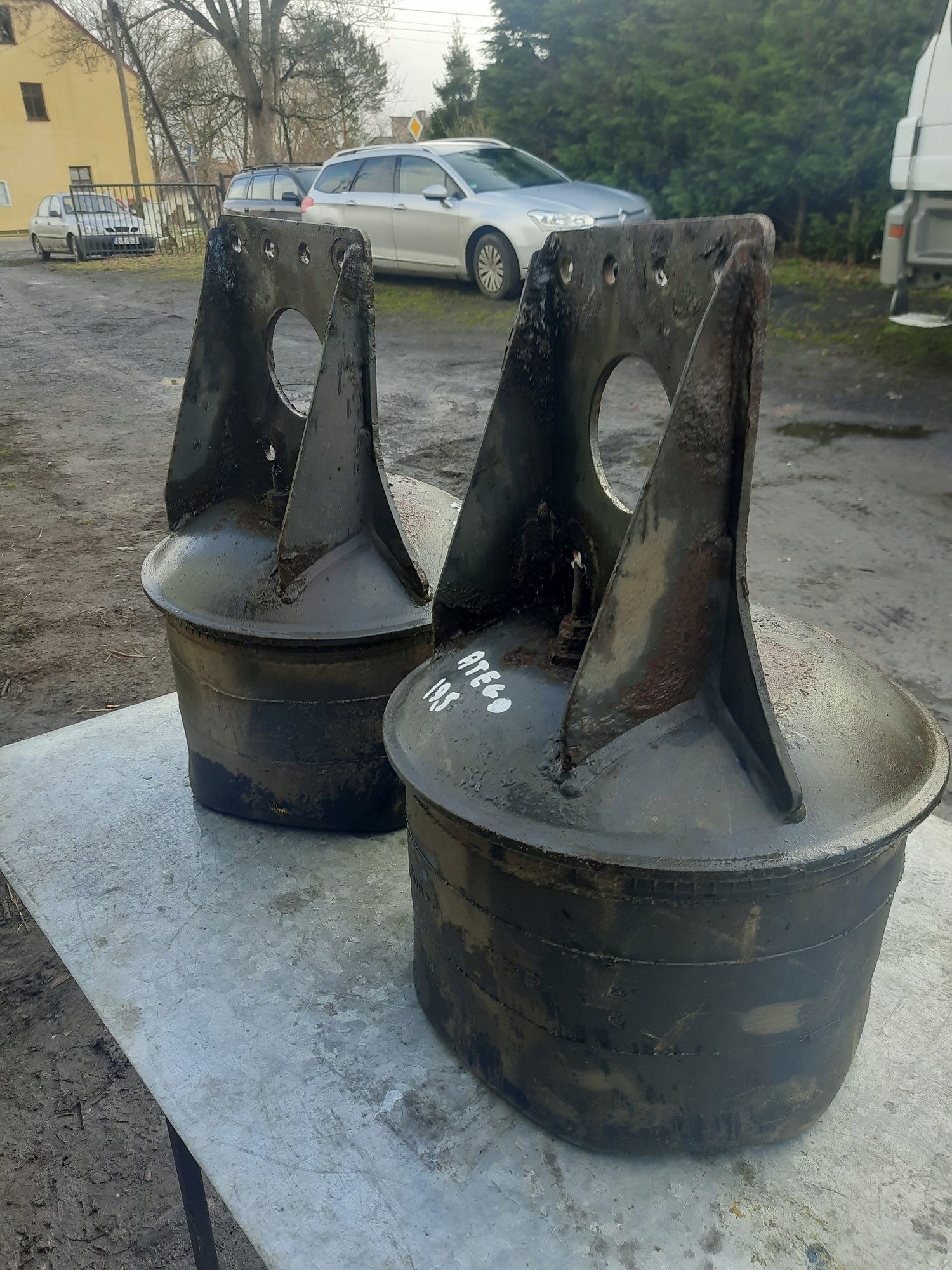 ПОДУШКА ПОДВЕСКИ ЗАДНЯЯ MERCEDES ATEGO КОЛЕСА 19,5