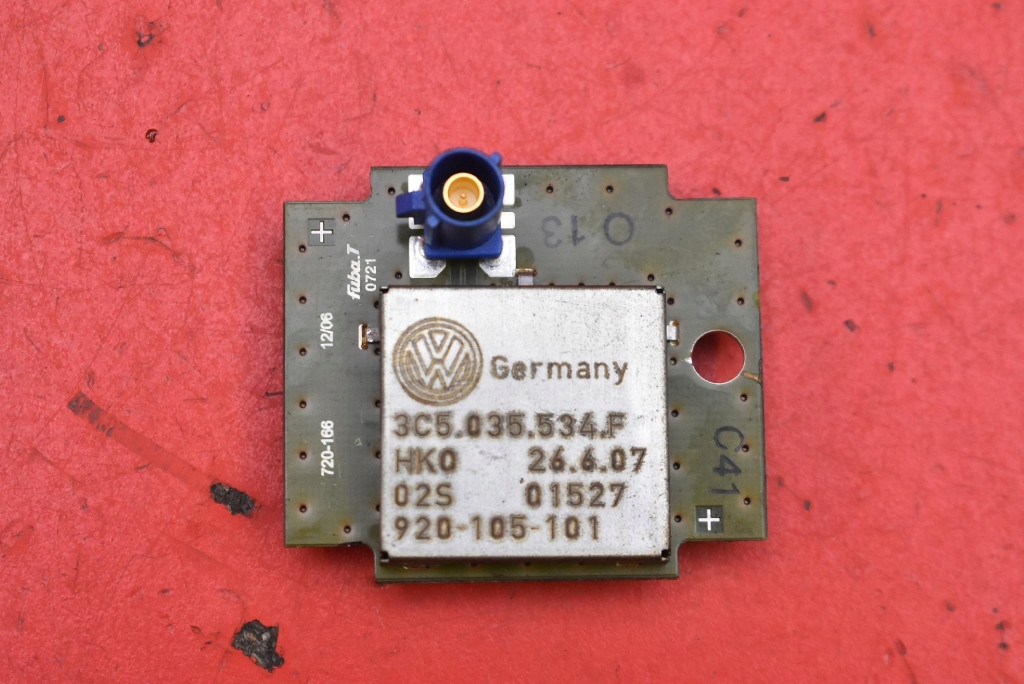 amplifier ANTENY 3C5035534F VW PASSAT B6 05-10
