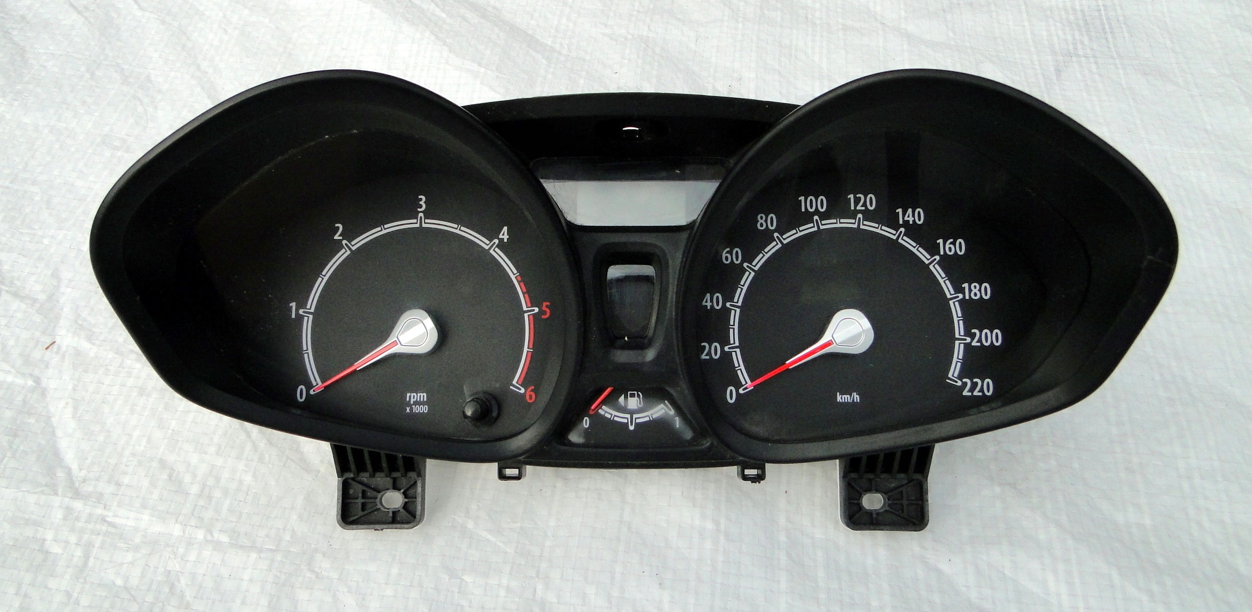 спидометр FORD Fiesta MK7 8A6T-10849-CH