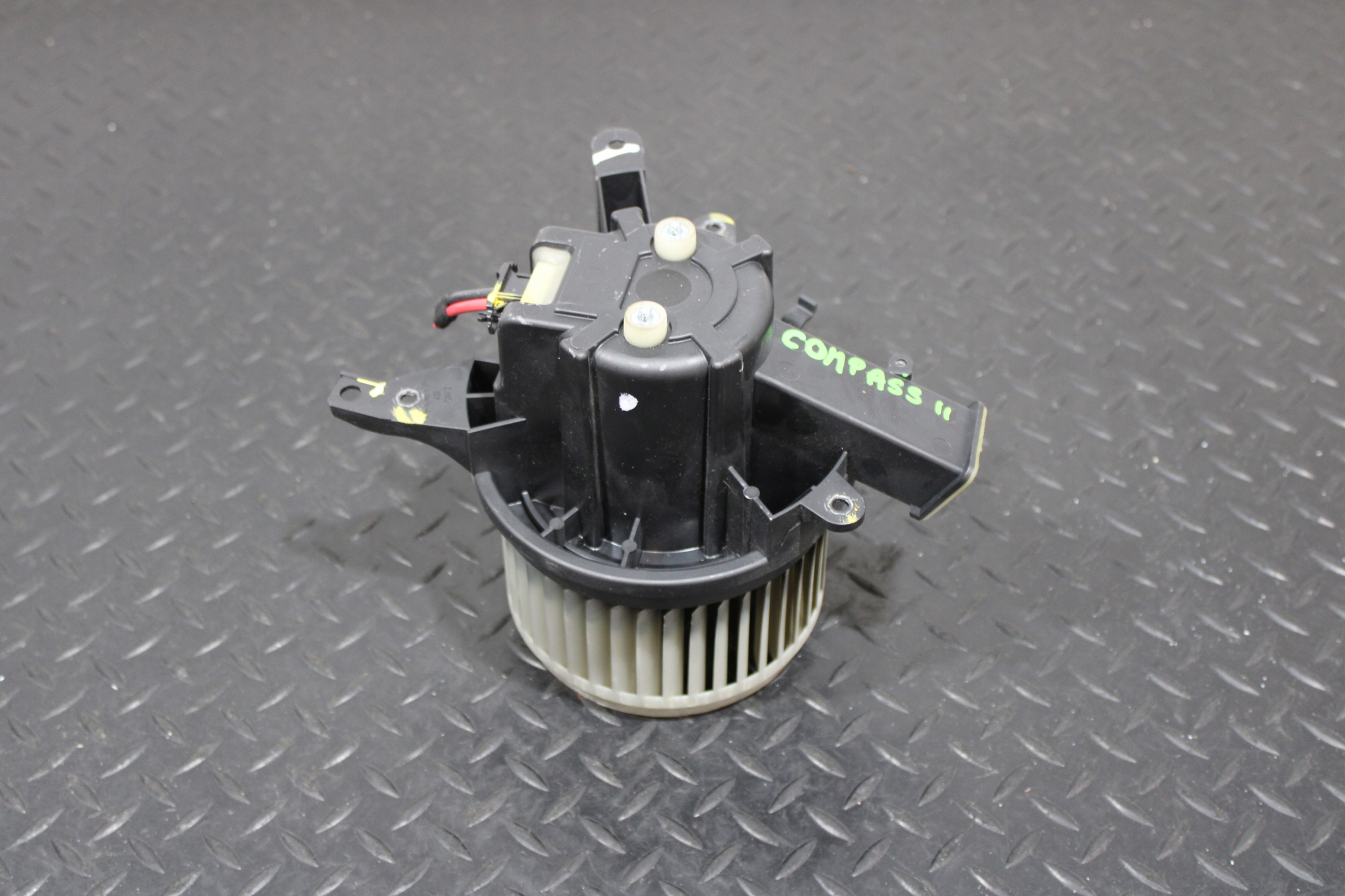 tOPENÍ ventilátor topení JEEP COMPASS II 2