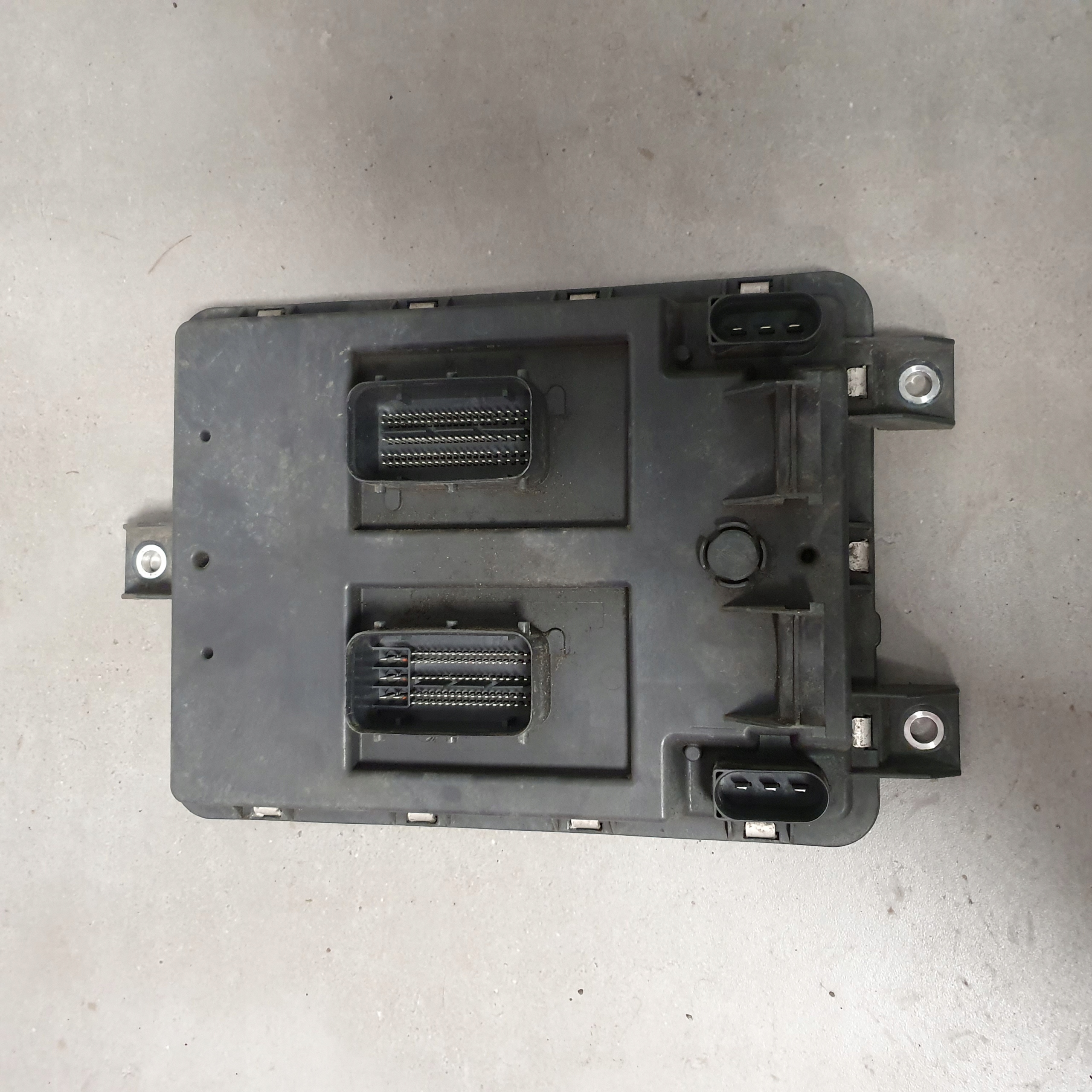 APARAT STERUJĄCY RIO MAN TG3 TGX TGS 81.25806-7434 Producent części MAN OE