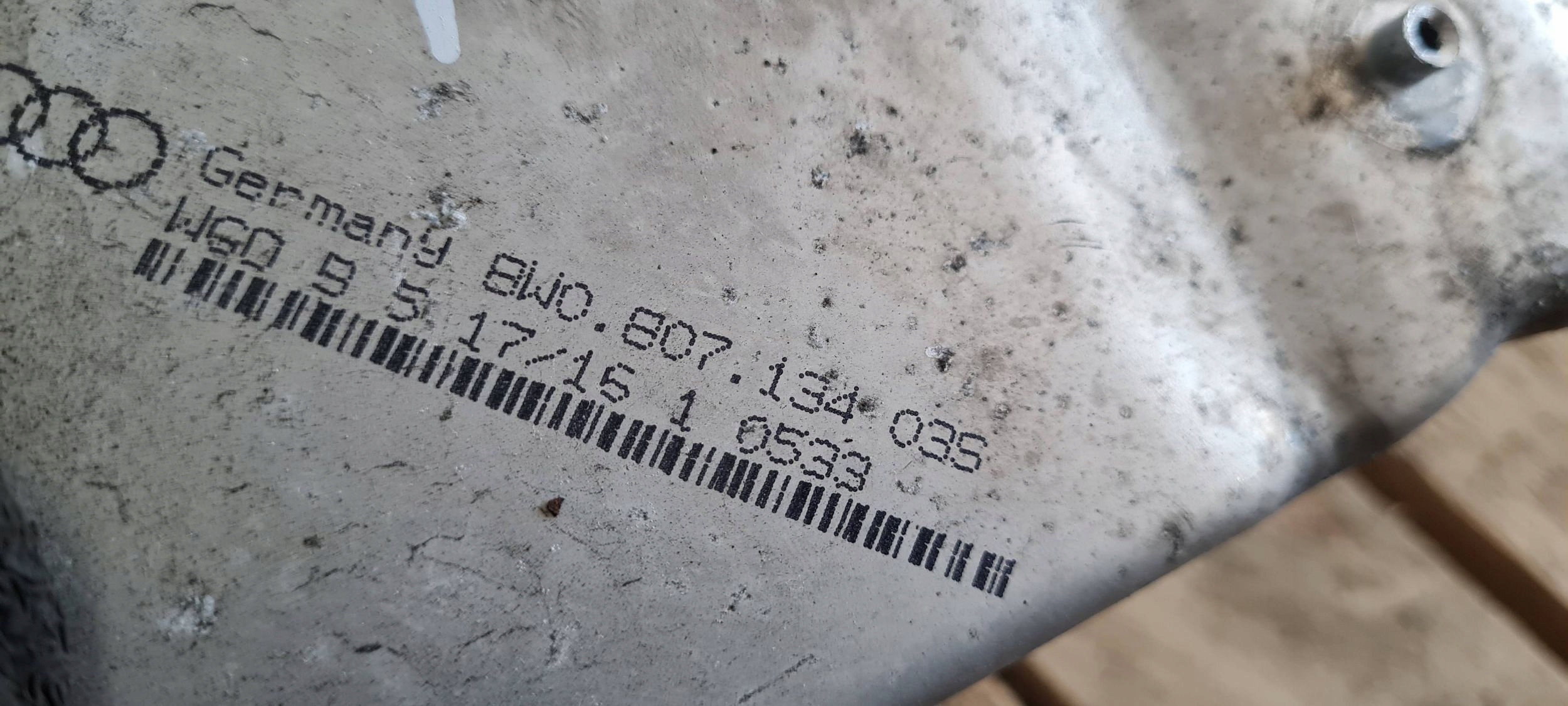 A4 B9 8W beam tip OBOJ siders right right front 8W0807134