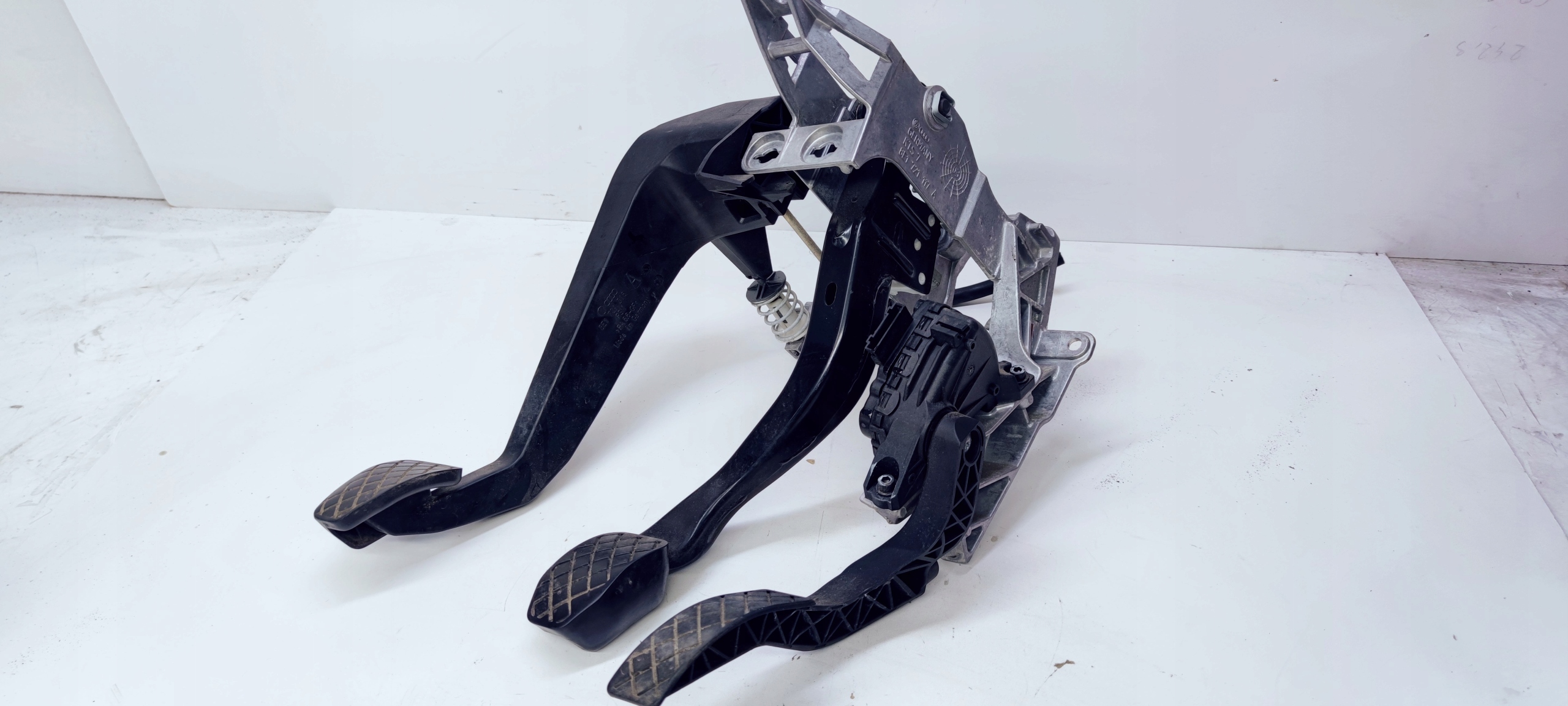 Педали ручной комплект AUDI A4 B6 B7 8E1721117A