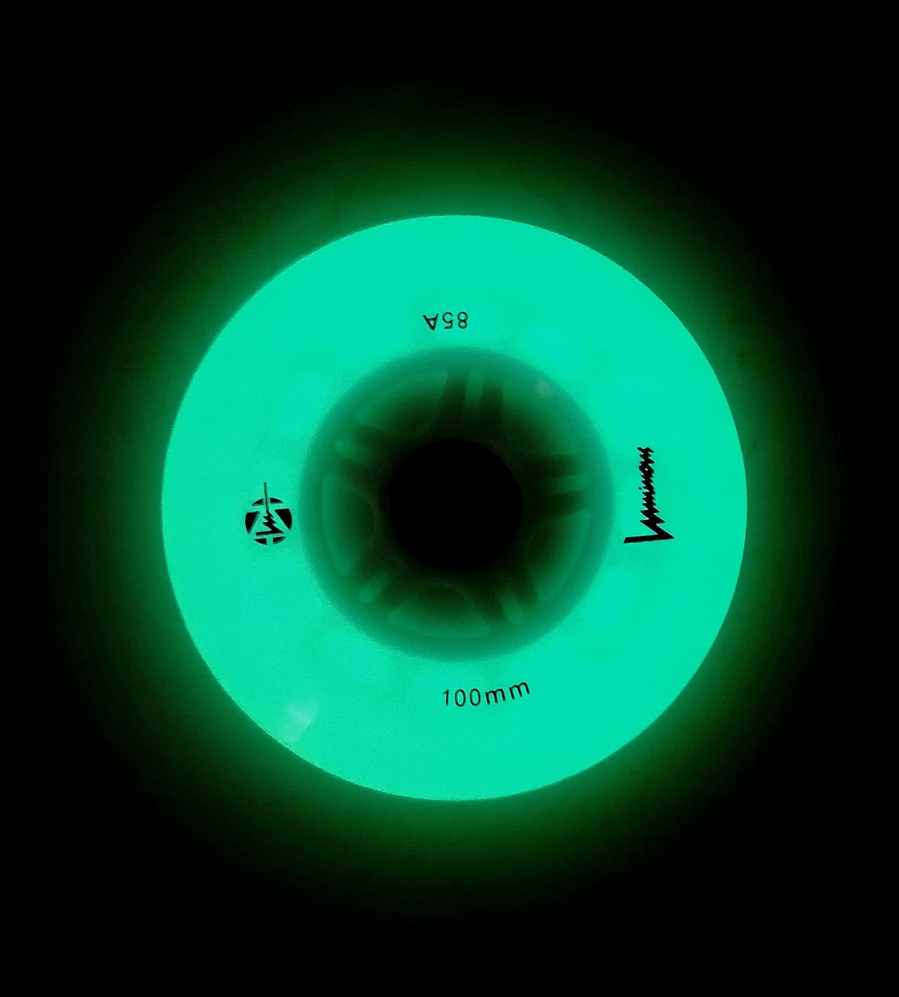 KOŁA ŚWIECĄCE DO ROLEK LUMINOUS WHITE GLOW 84MM FLUORESCENCYJNE Kod producenta LUWL-LU84-WH-GW