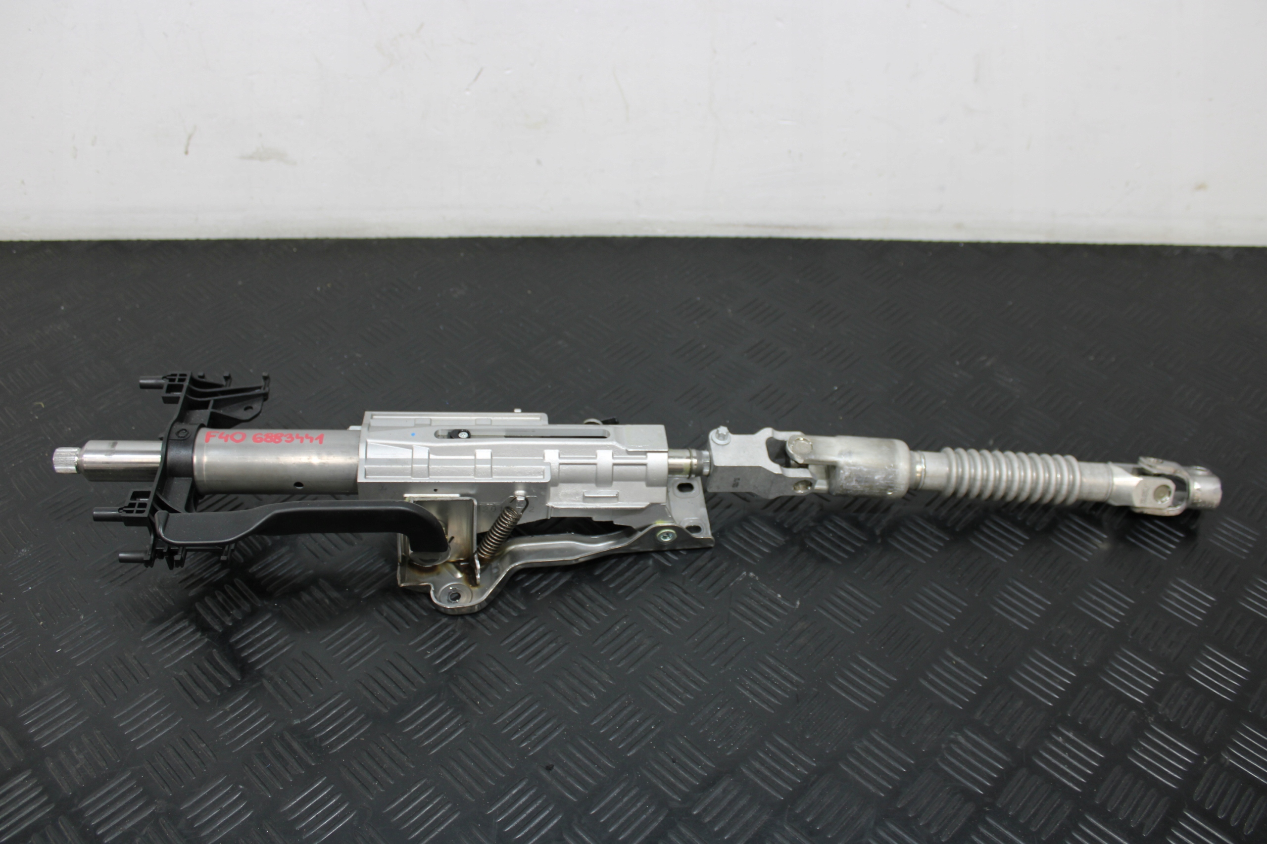 steering wheel rod BMW 1 F40 6883441