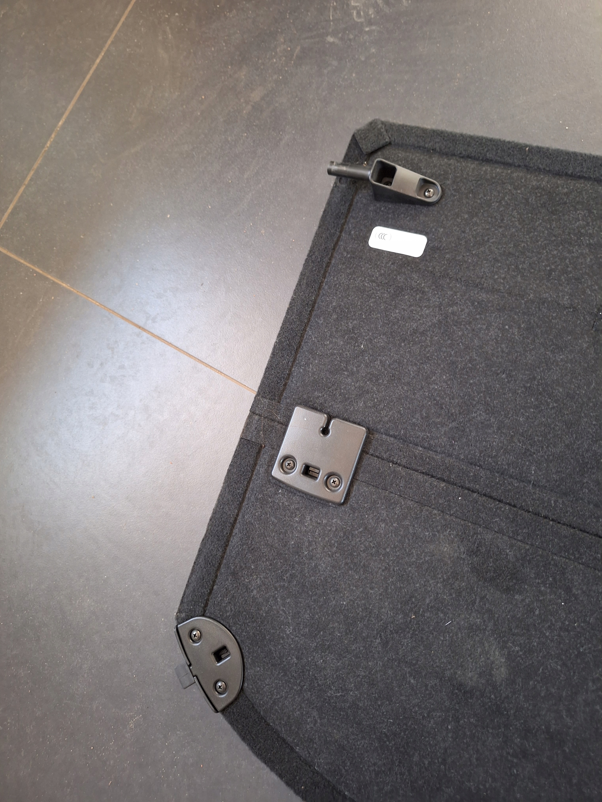 LEXUS NX300H PÓŁKA BAGAŻNIKA TYŁ Producent części Lexus OE