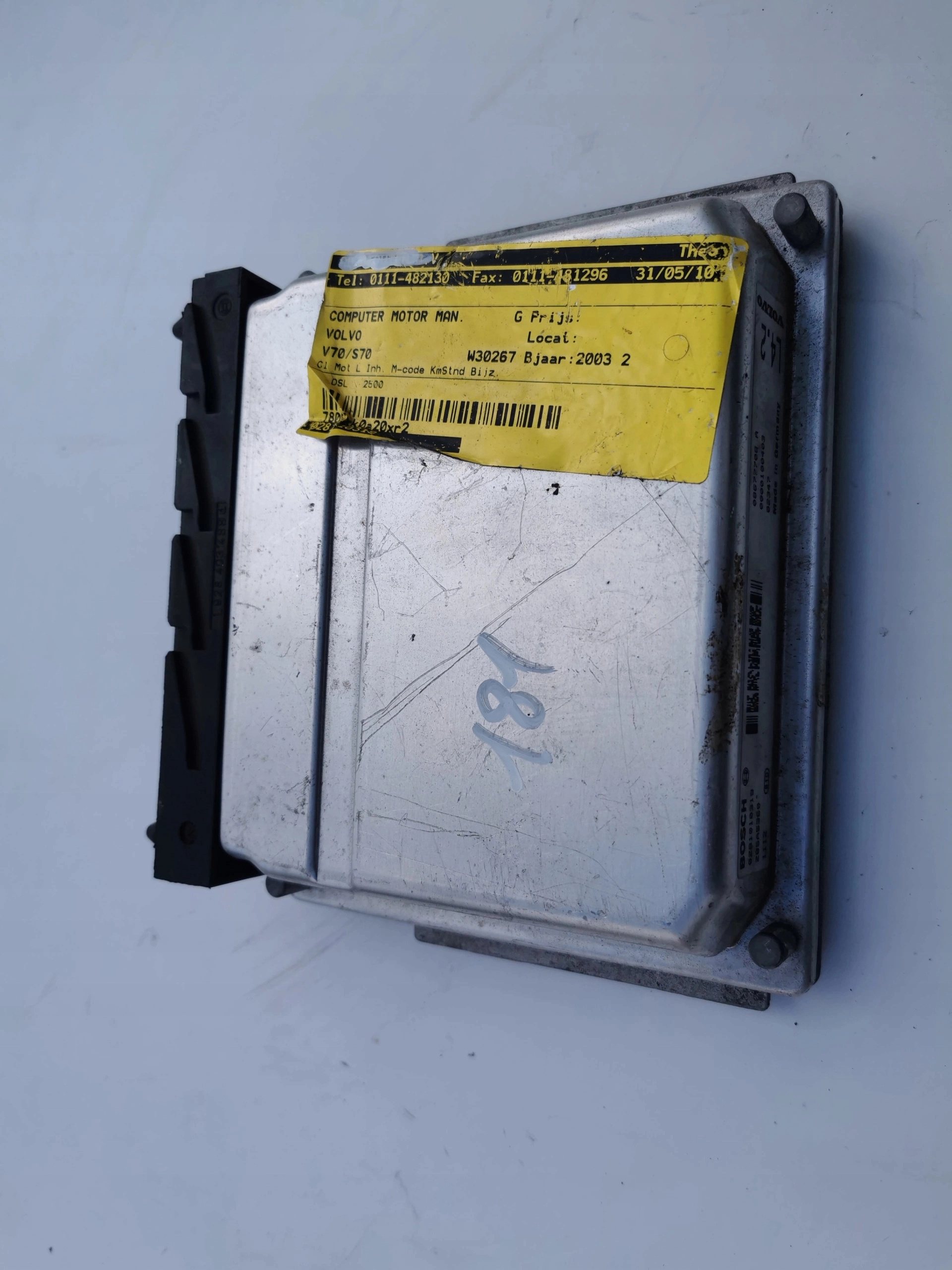 VOLVO V70 S70 2.5D 0281010319 08677708A computer E