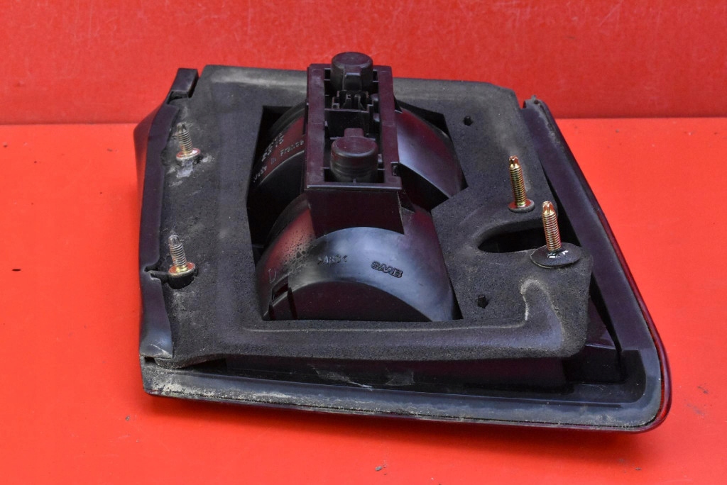 light right rear part rear SAAB 9-5 1 and sedan 97-05