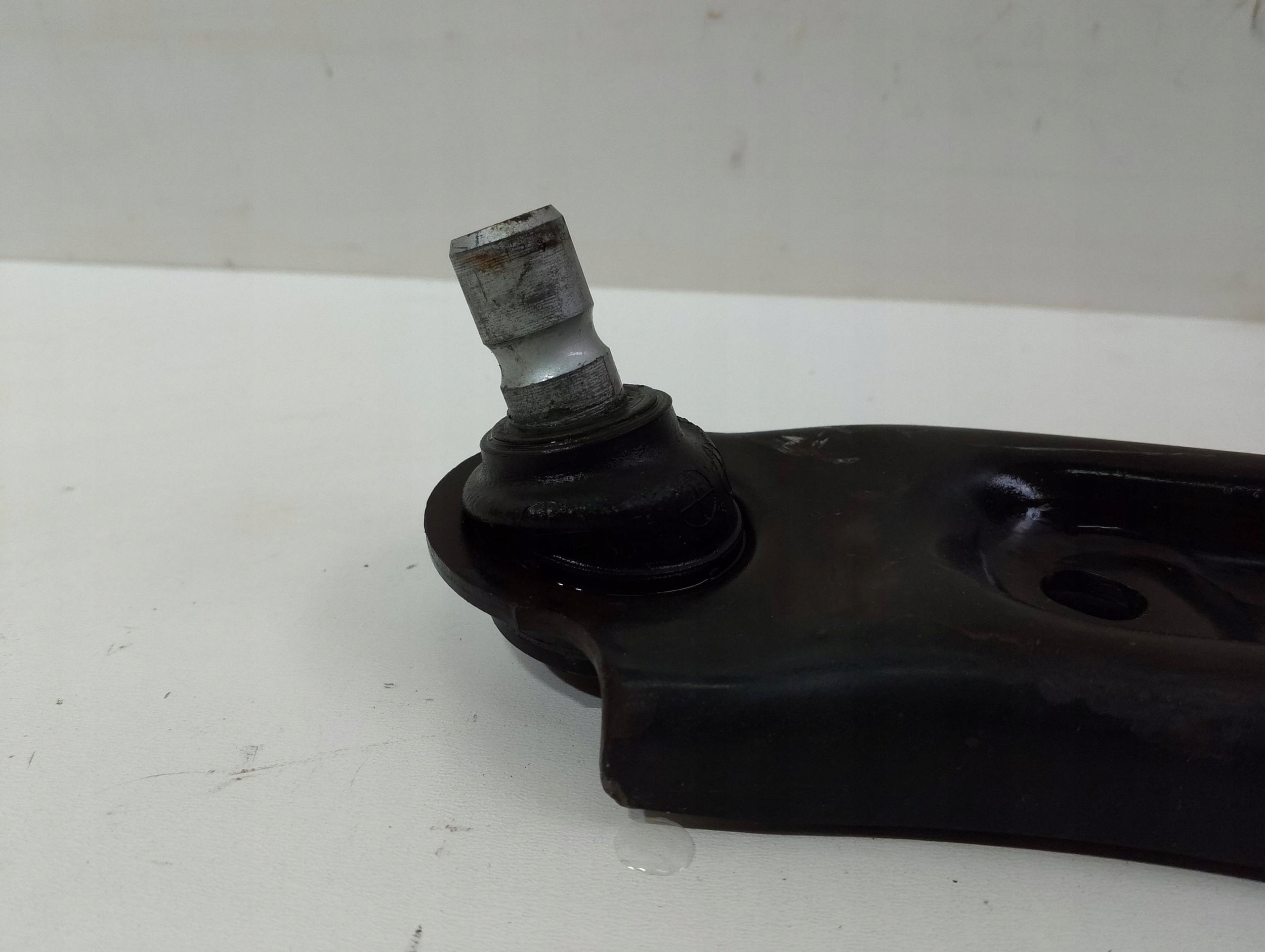 Ford Ecosport MK2 arm front left GN153051BA (Q353)