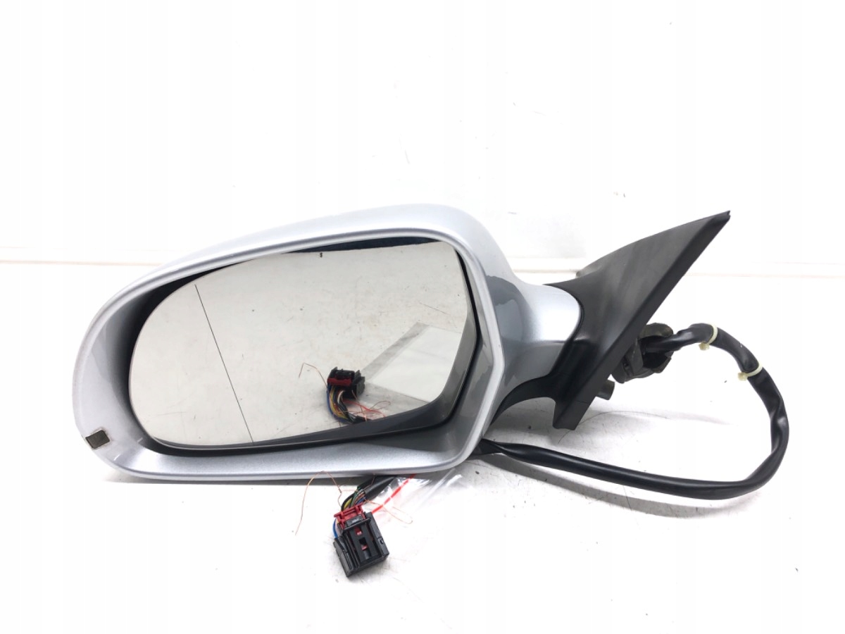 LUSTERKO LEWE AUDI A4 B8 07-15 10 PIN