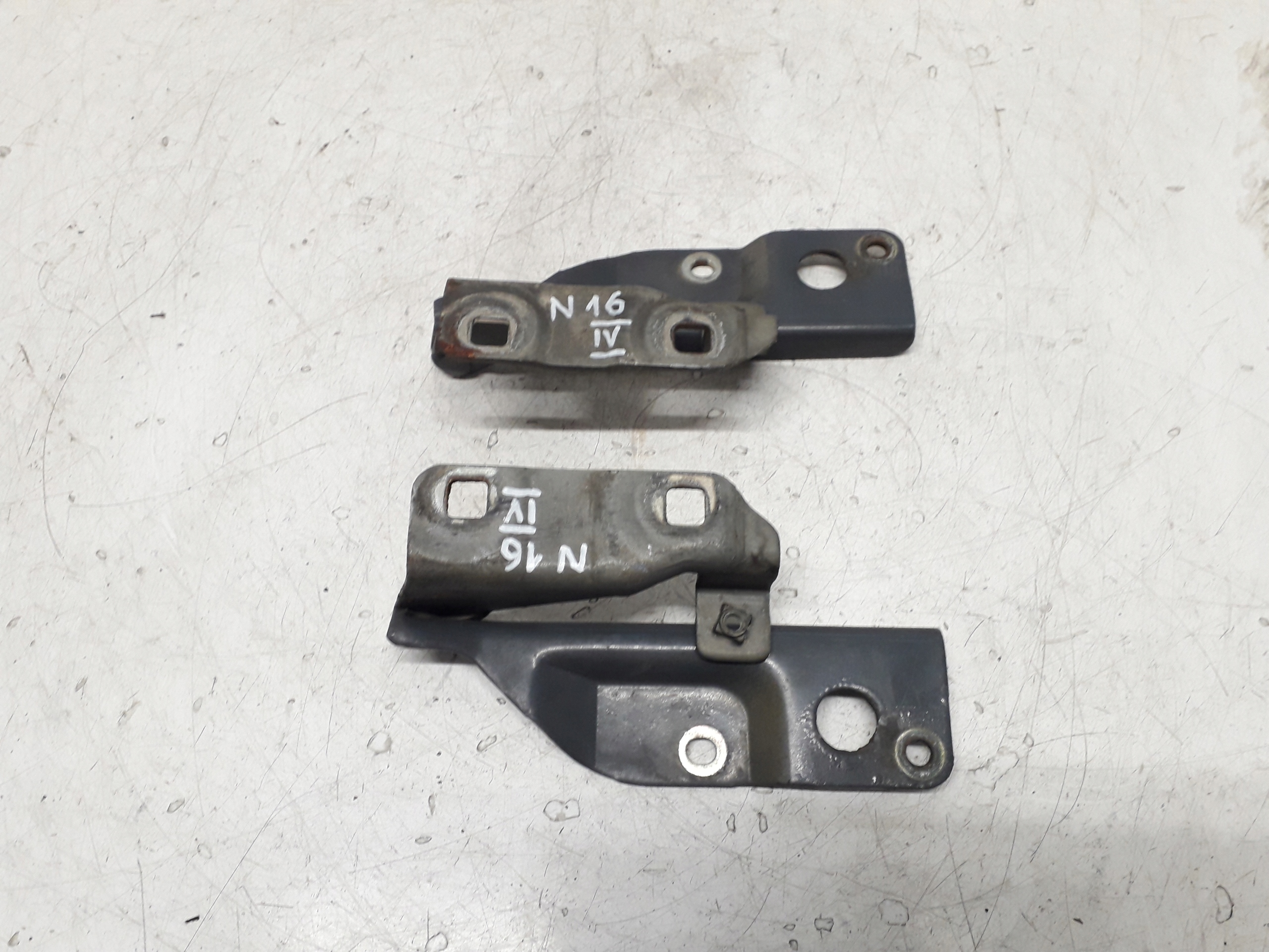 NISSAN ALMERA N16 00-06 ZAWIASY MASKI POKRYWY SILNIKA KOMPLET BM4 LAK KY5