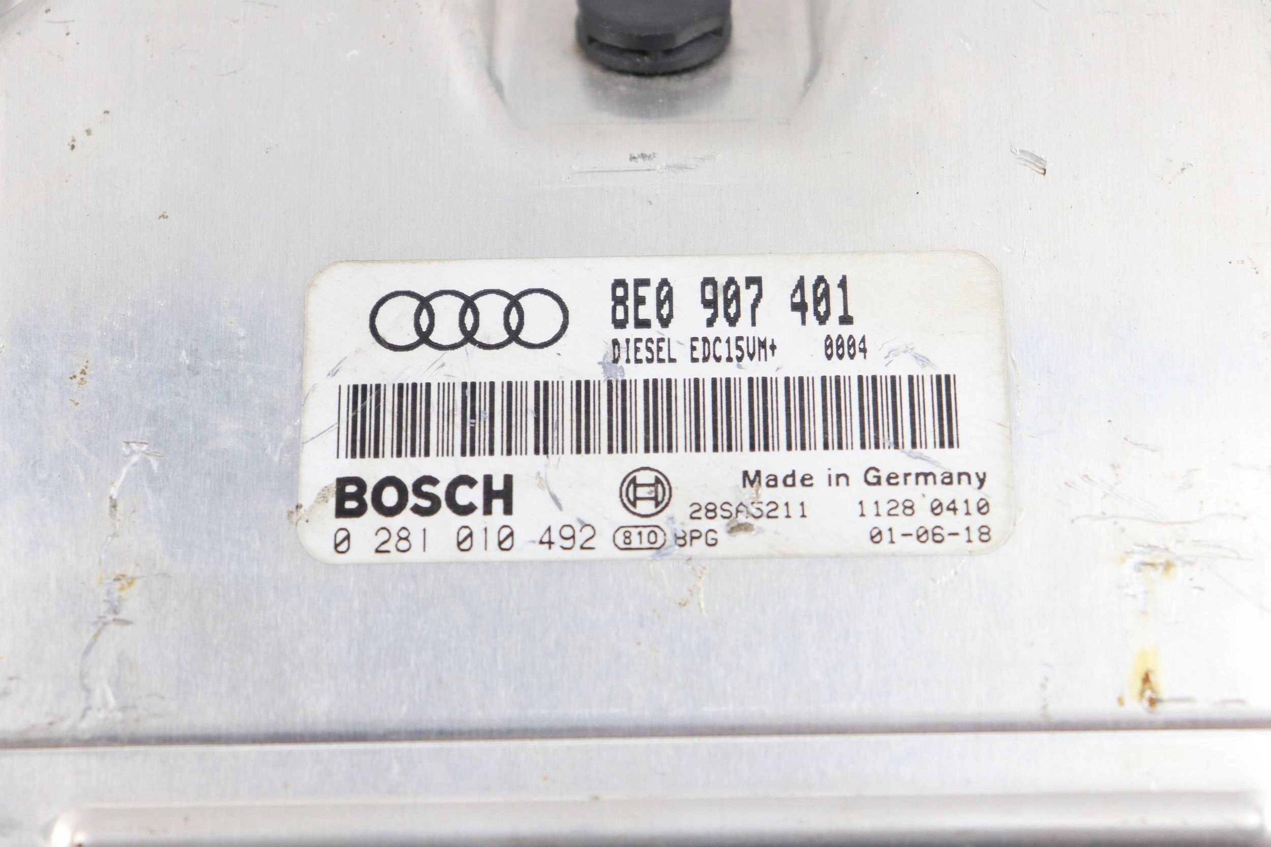 AUDI A4 B6 module control unit of the engine 2.5 TDI 8E0907401 0281010492