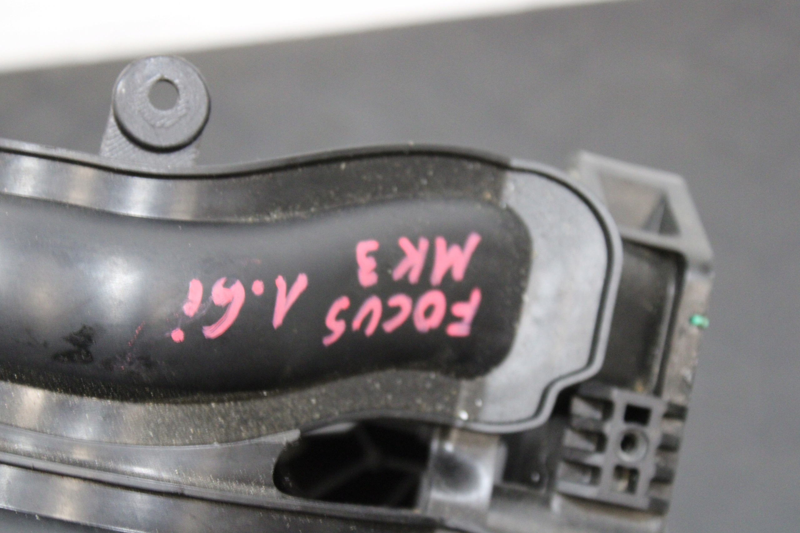 intake manifold DOLOTOWY 4M5G-9424-CF FORD FOCUS MK3
