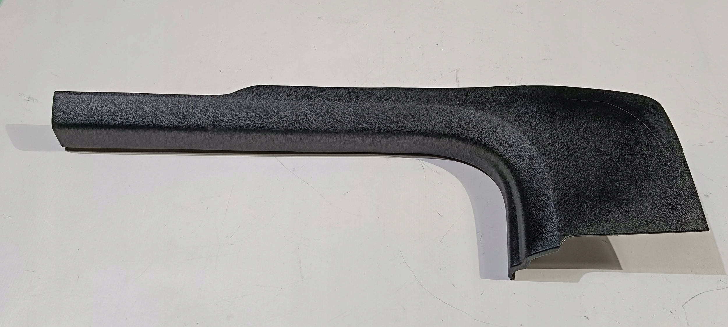 moulding threshold cap inner right Dodge Charger 2015