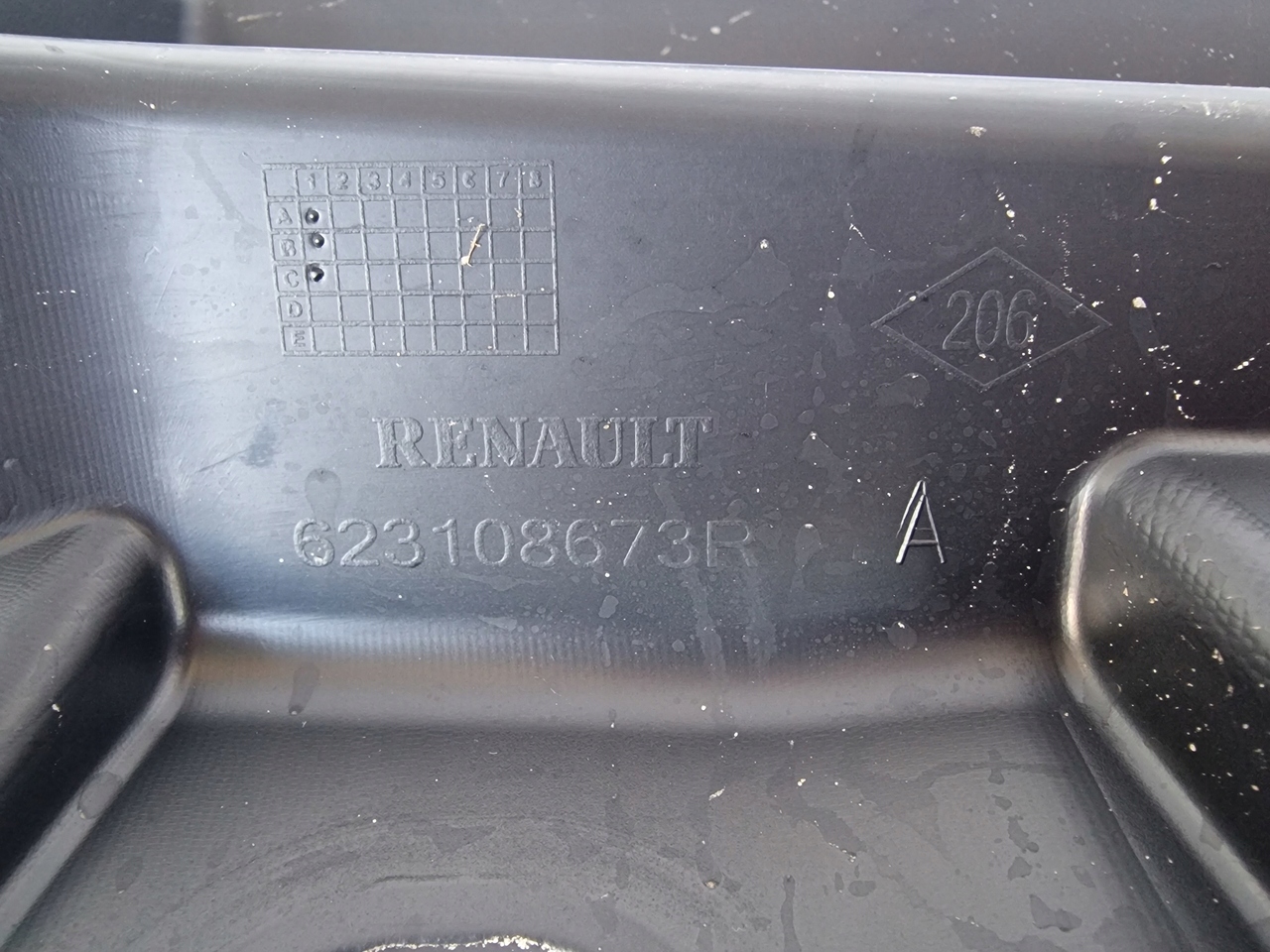 RENAULT TRAFIC III 14 15- grill grille front new