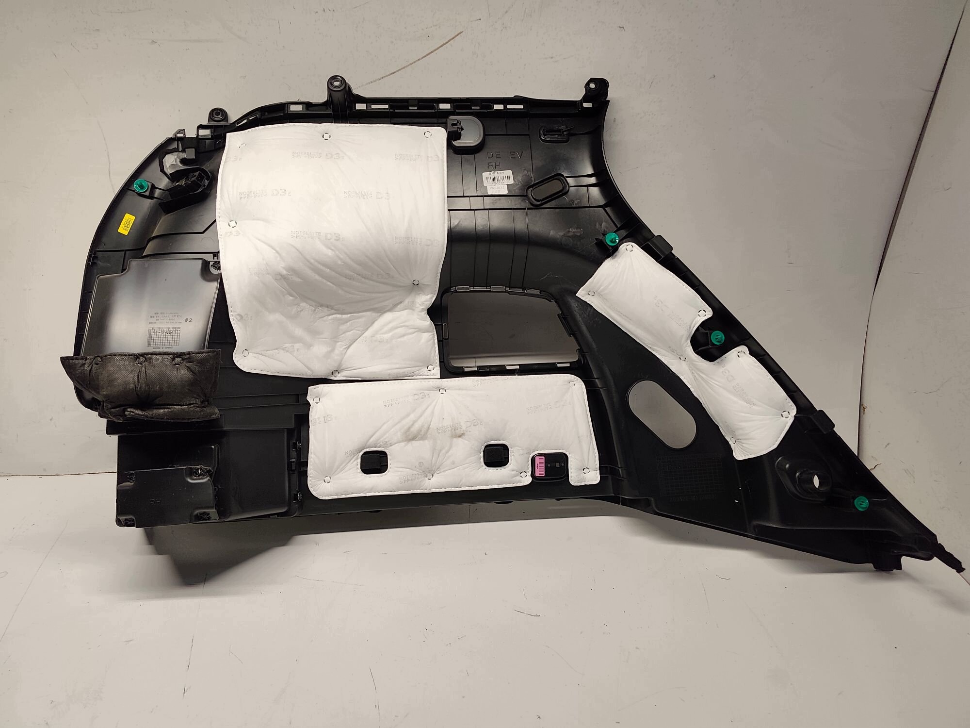 KIA NIRO EV boot upholstery right right 20-22 85741-Q4000