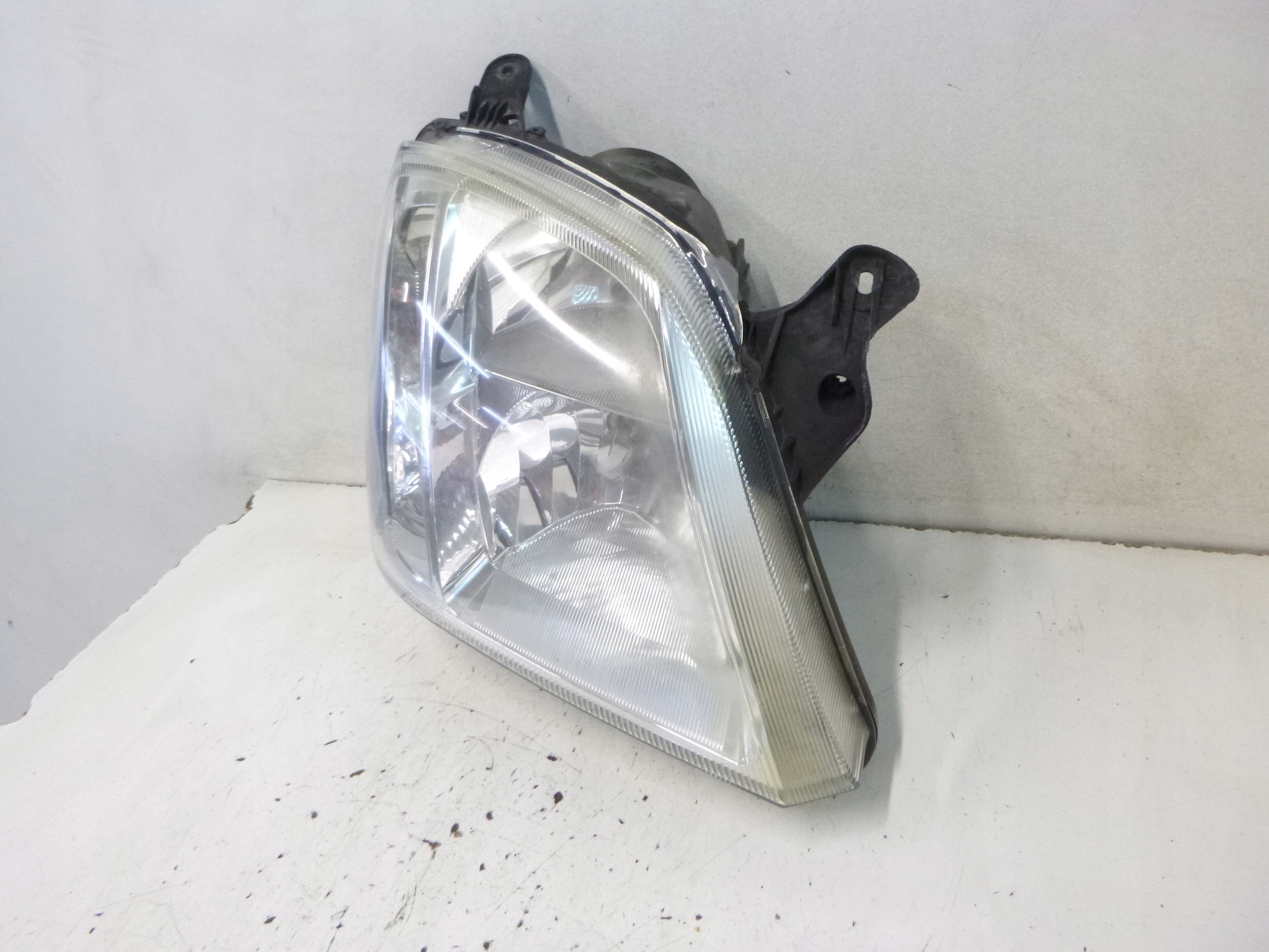 light front right Opel Meriva A 05r.