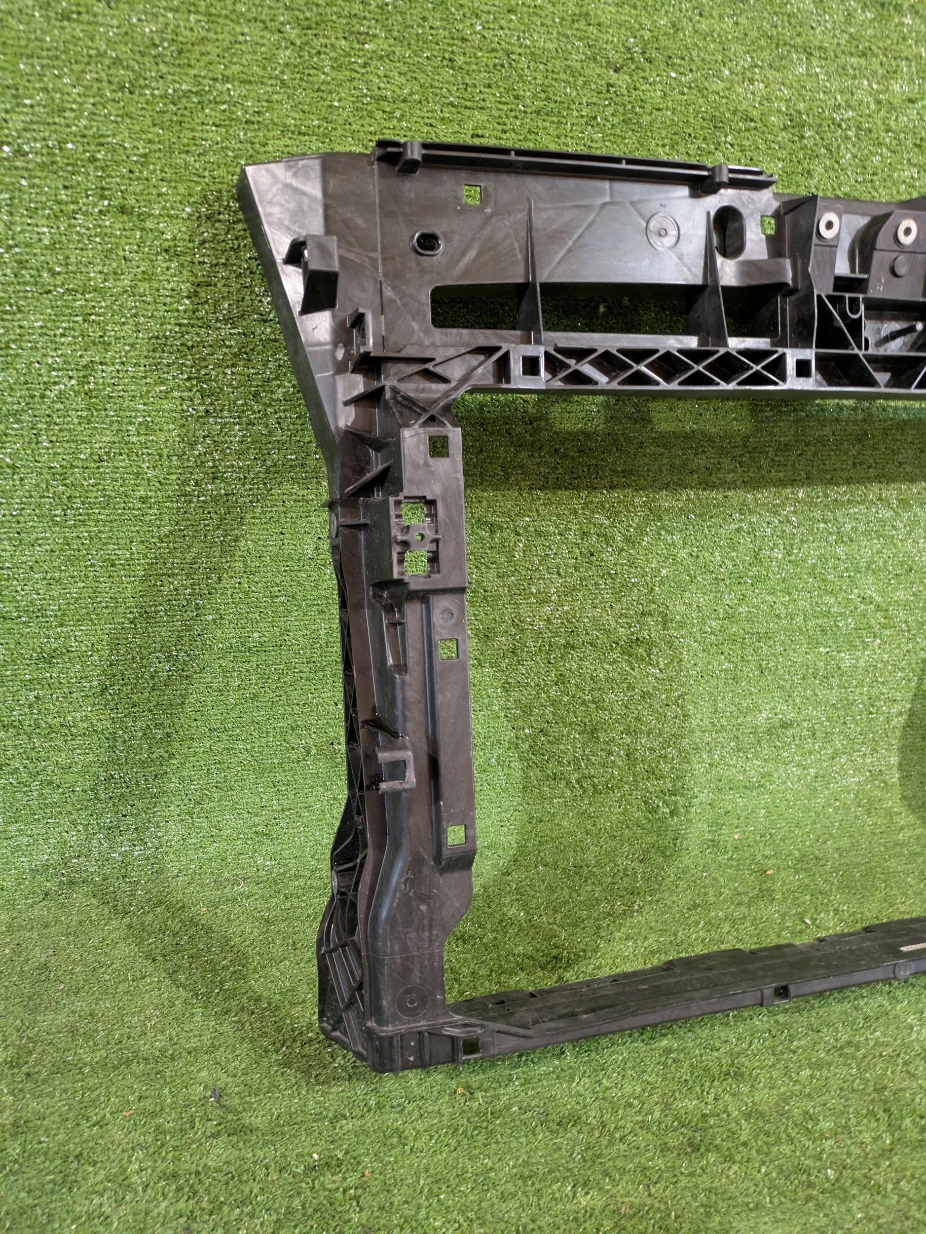 support panel for radiators front SKODA KAROQ 17- NR.452
