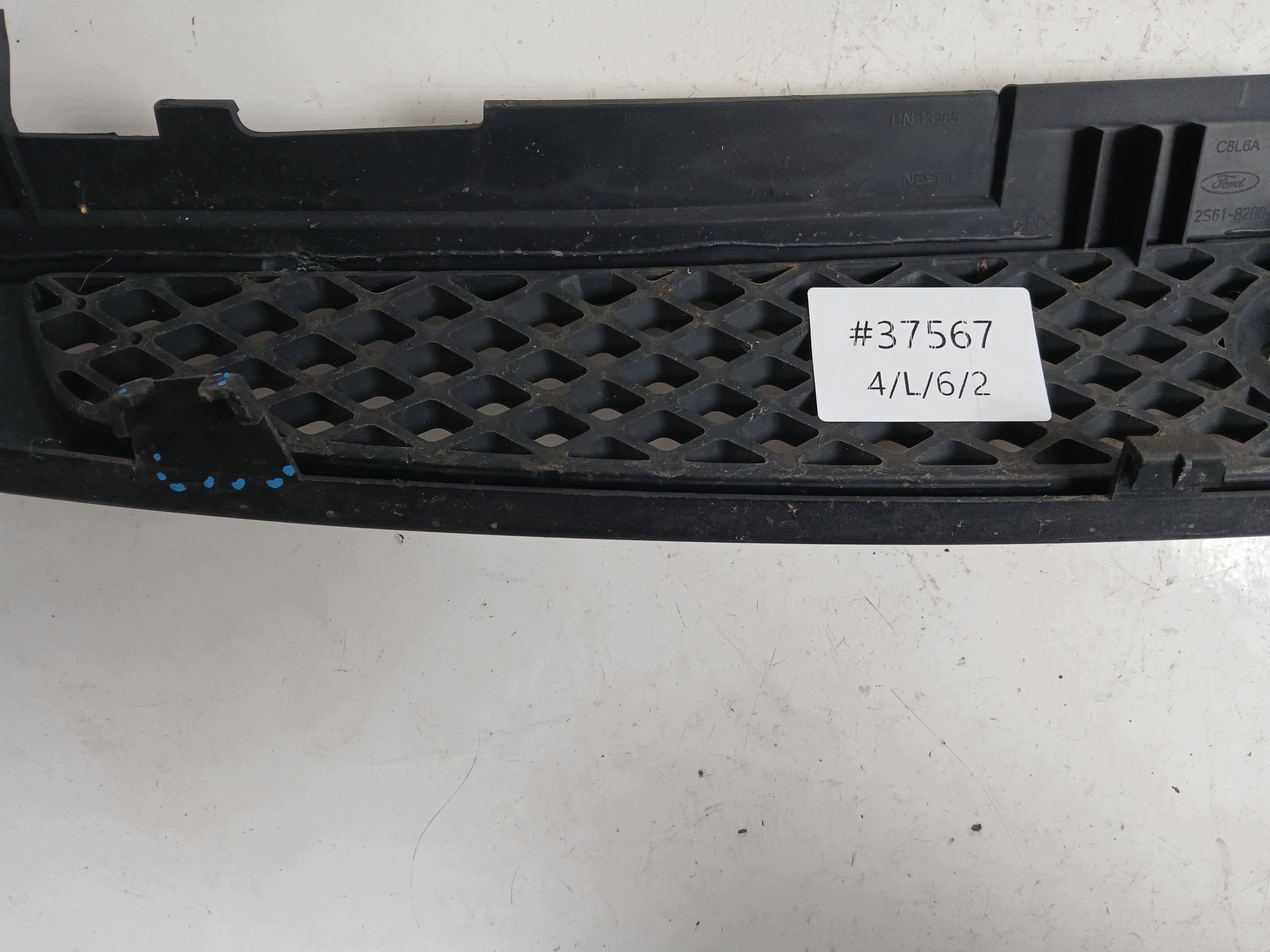 FORD FIESTA MK6 grill grille radiator