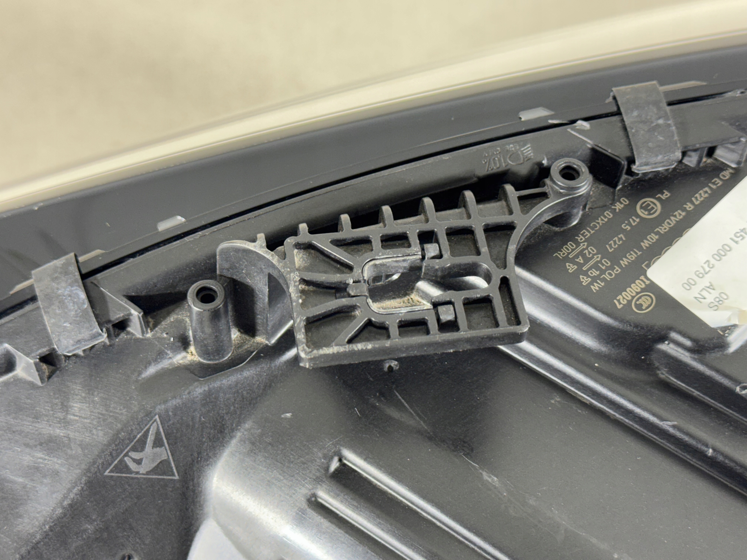 AUDI A5 S5 8W6 F5 FULL LED LAMPA PRAWA PRZÓD PRZEDNIA REFLEKTOR EUR Rodzaj świateł mijania LED