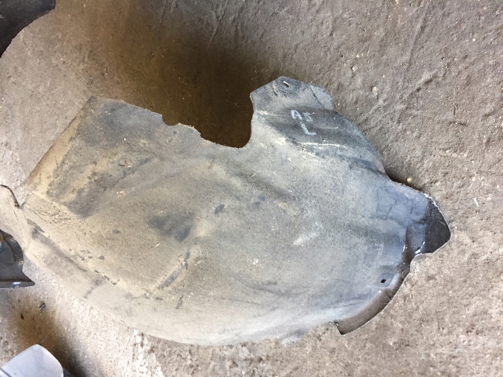 AUDI A5 8T mudguard side left front 08-11R