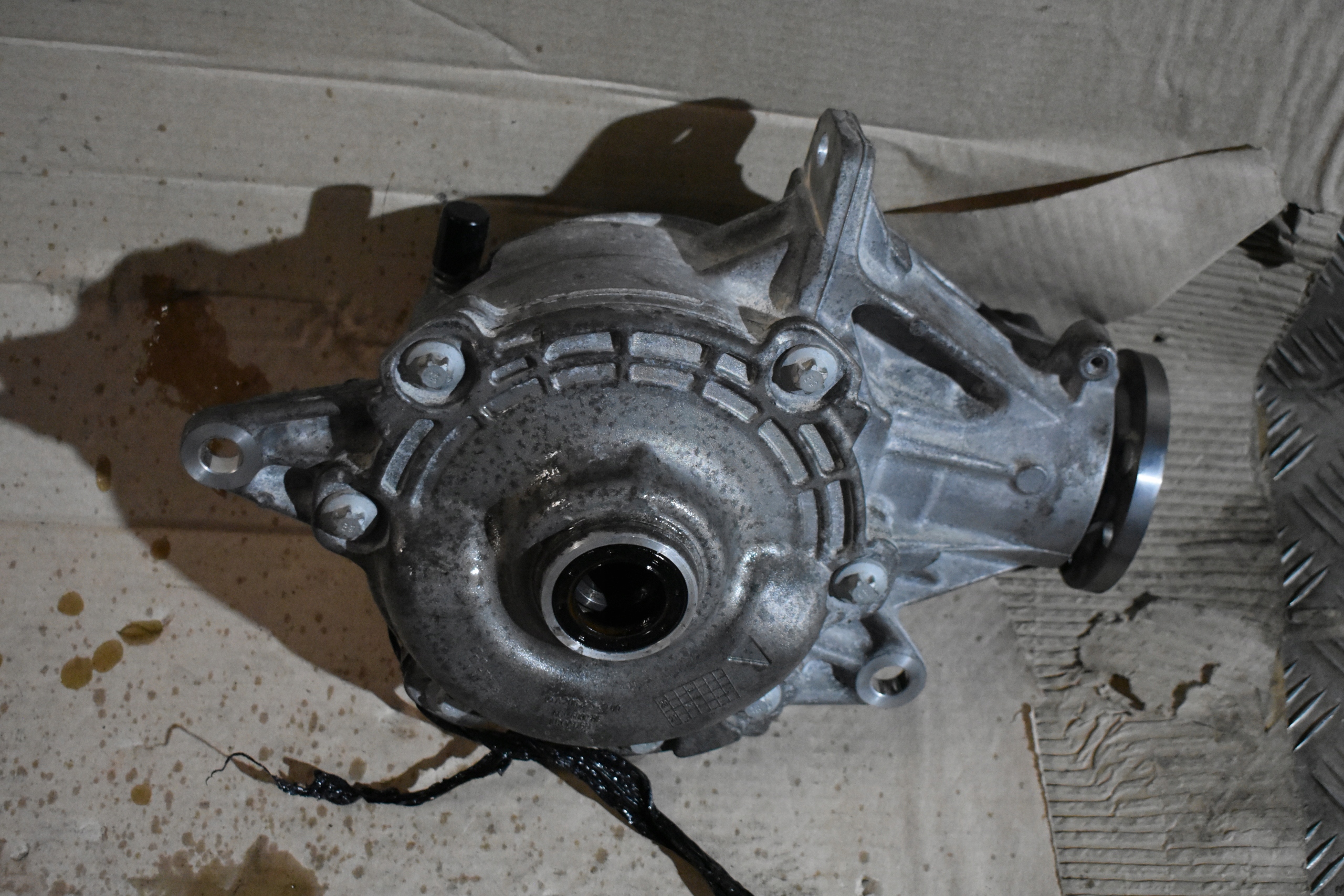 IDEALNY differential differential front front MERCEDES W206 W214 2,647 1