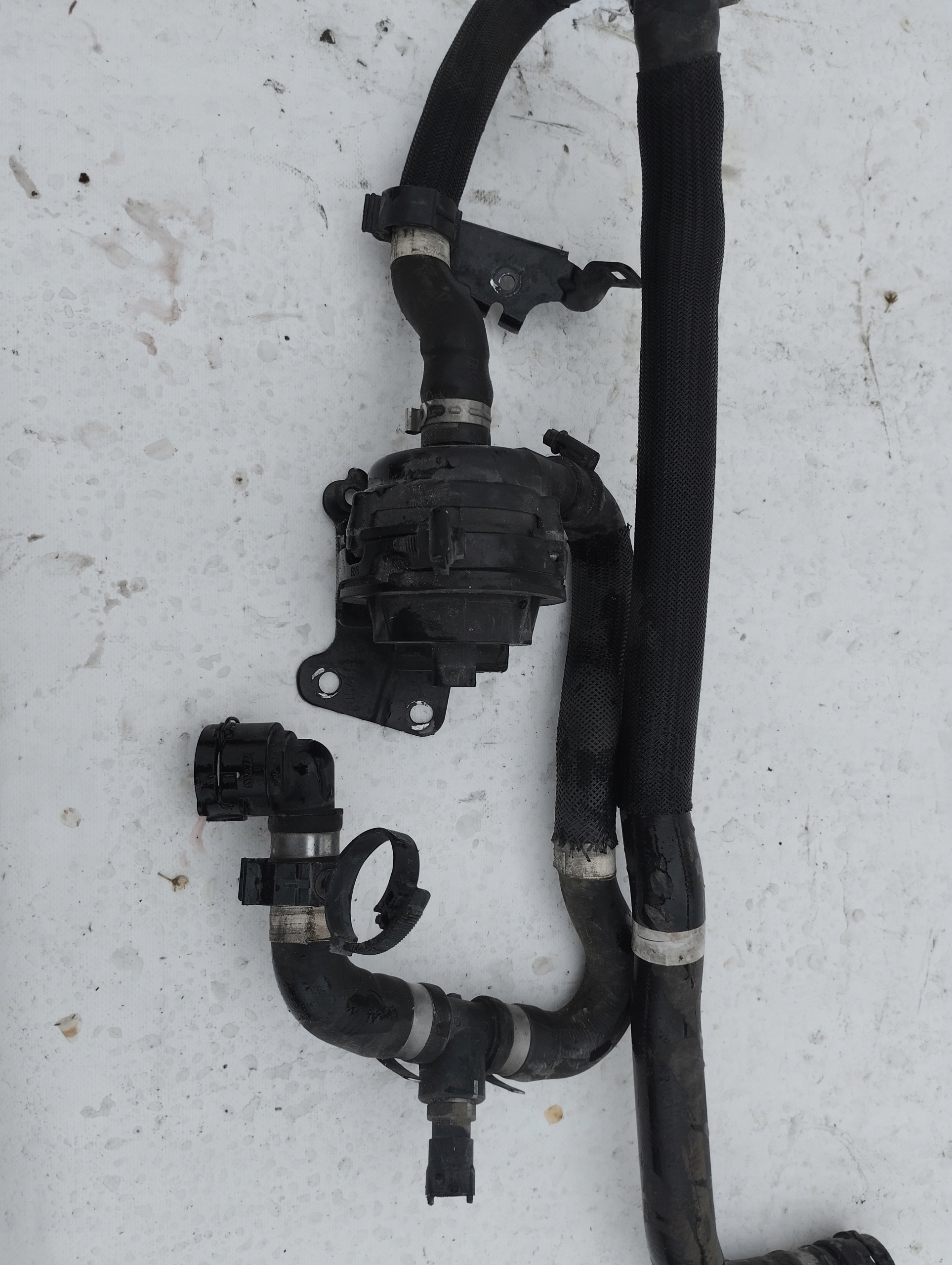 ALFA ROMEO STELVIO 2.2 MTJ water pump