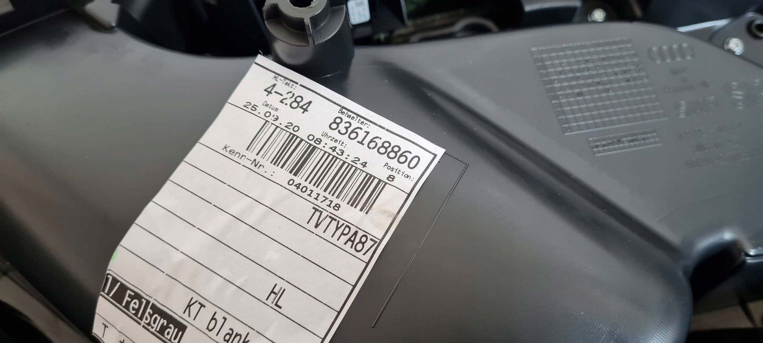 Audi OE 8W8867318