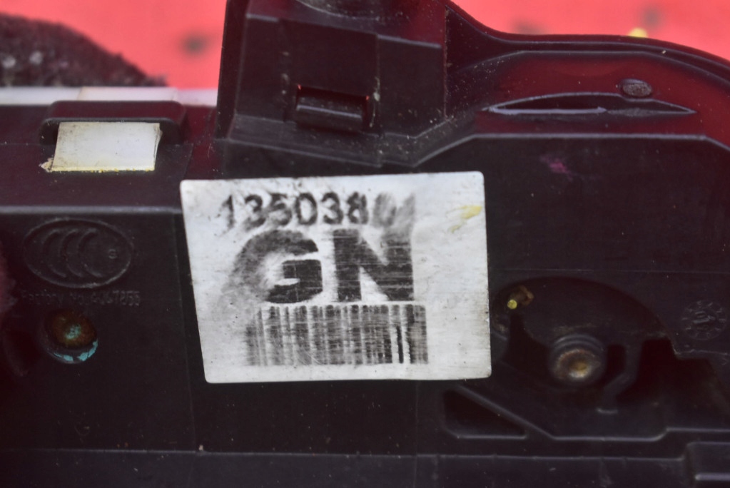 lock door left front front EU 13503801 GN OPEL INSIGNIA A KOMBI 08-14