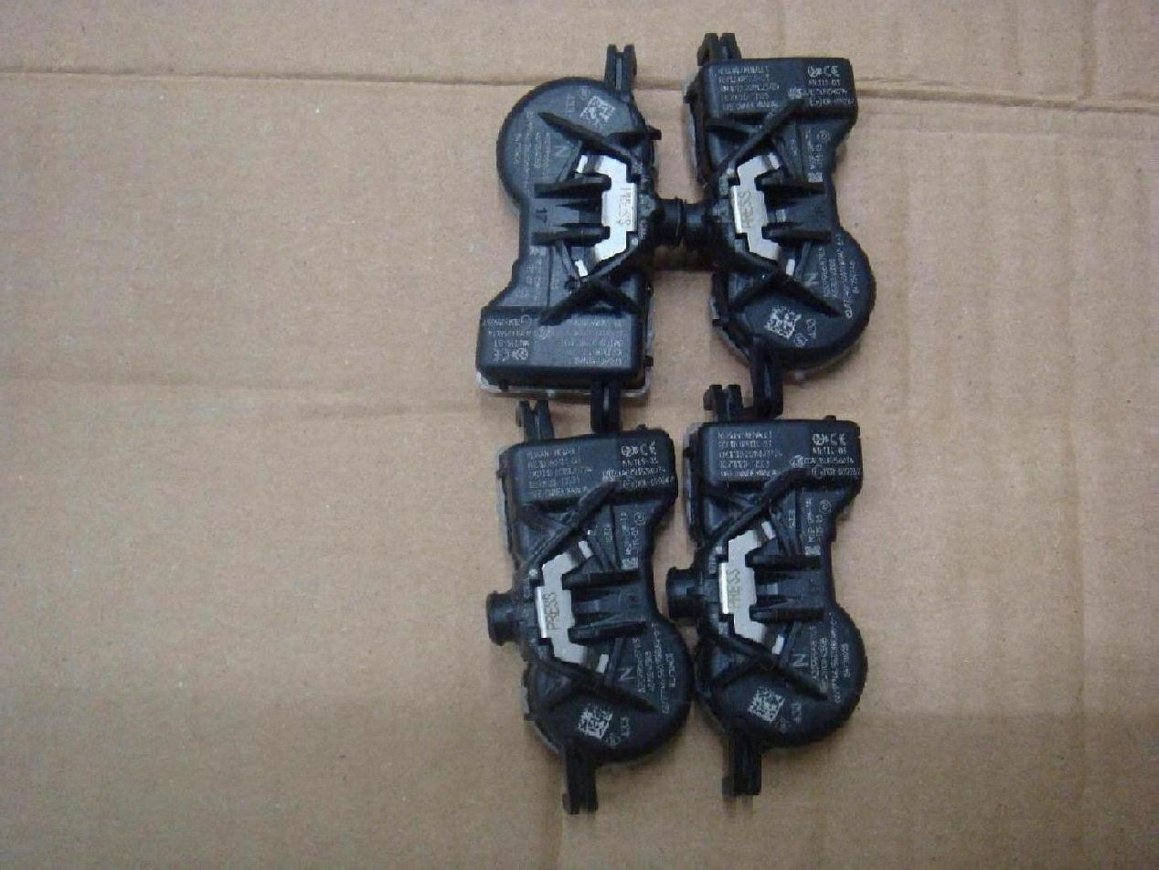 КЛАПАН ДАТЧИК RENAULT ESPACE V MEGANE 407004CB0B