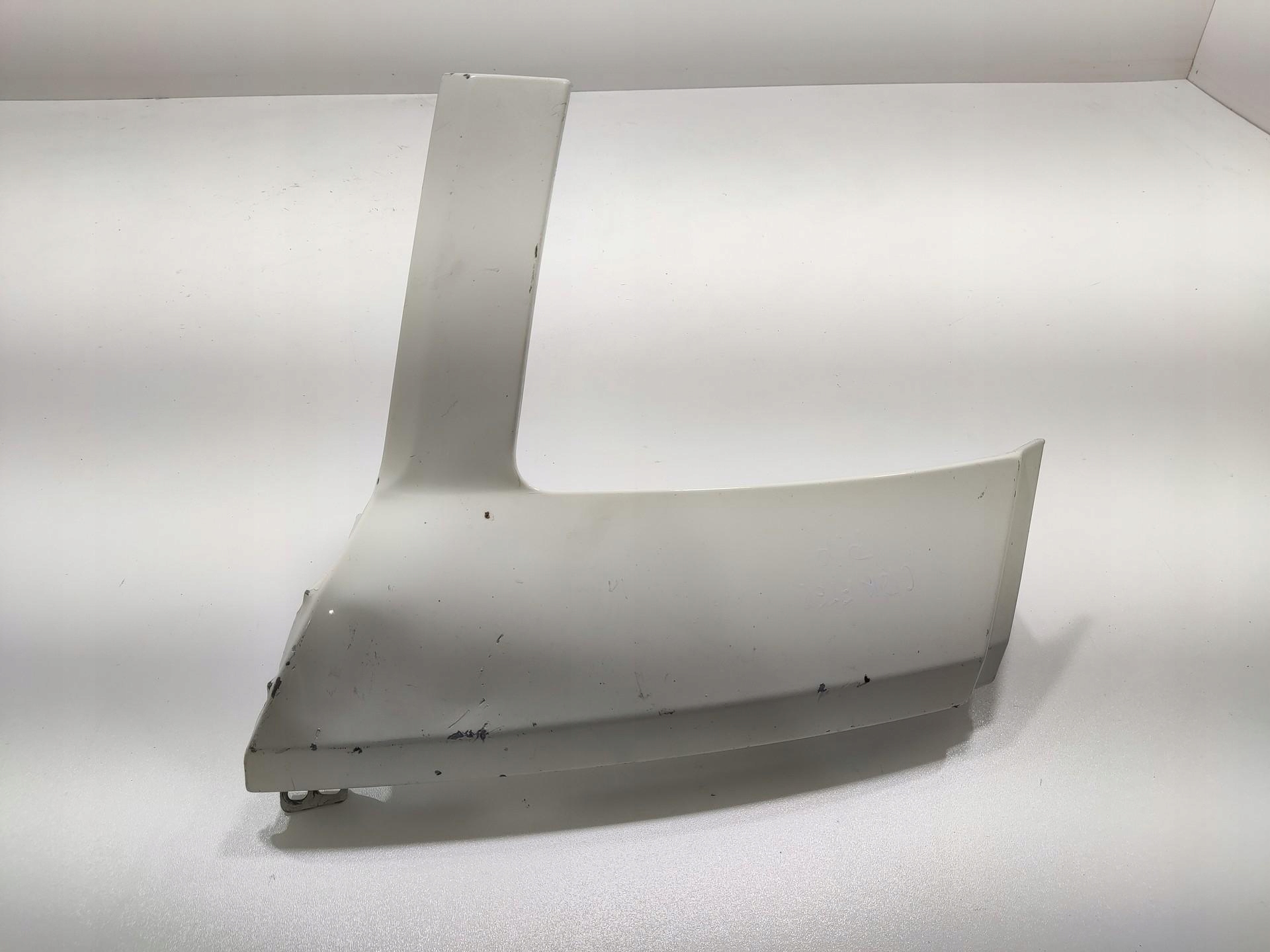 lišta pravá pod LAMPE předek VOLKSWAGEN CRAFTER a 2006-2011