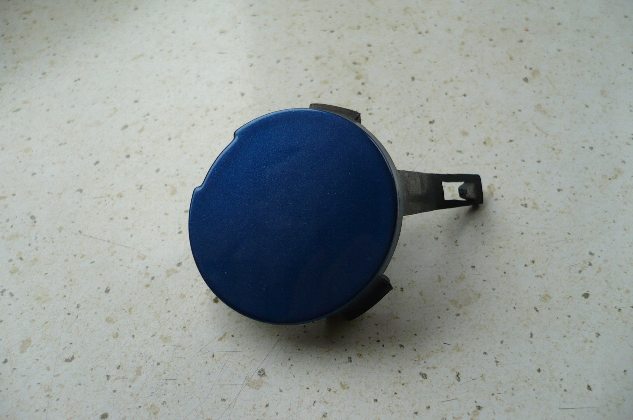 RENAULT TWINGO II LIFT towing hook cap bumper front