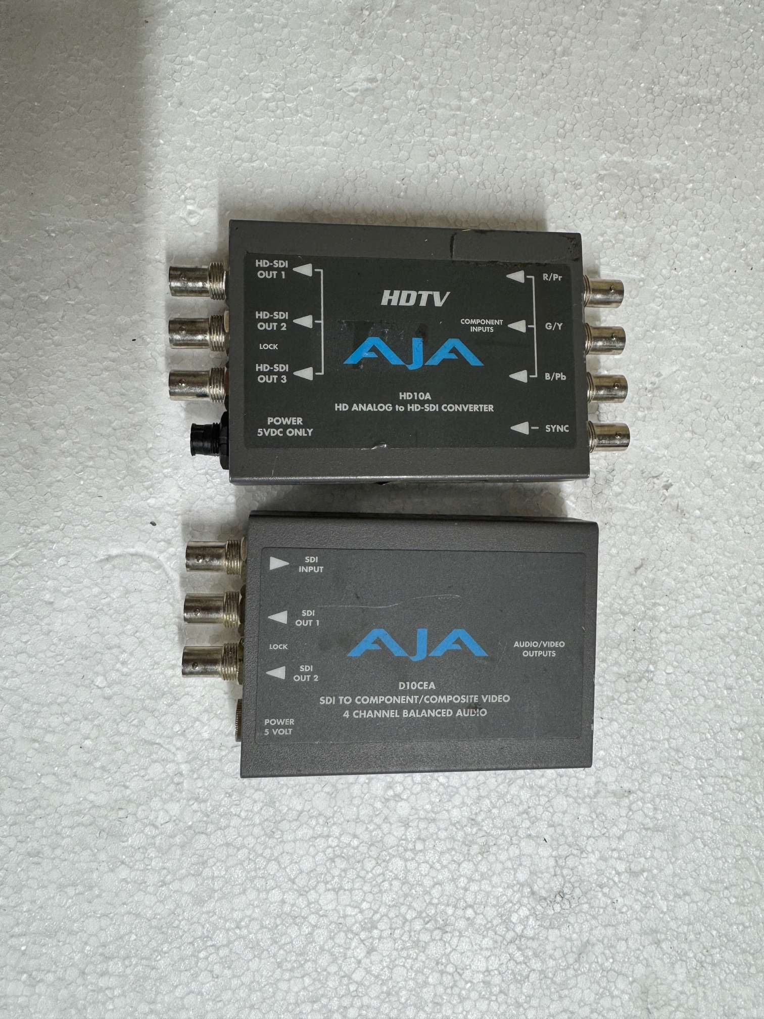 Konwertery audio-video AYA HDTV HD10A i D10CEA