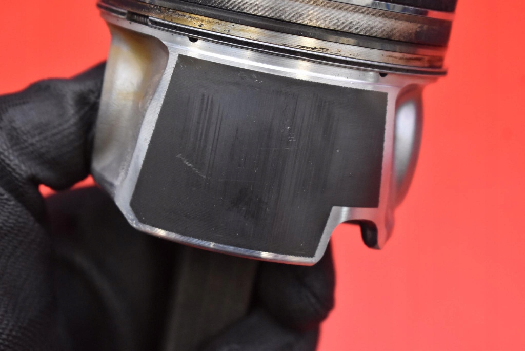 piston connecting rod 81L150 VW PASSAT B8 2.0 TDI 150 KM 14-20