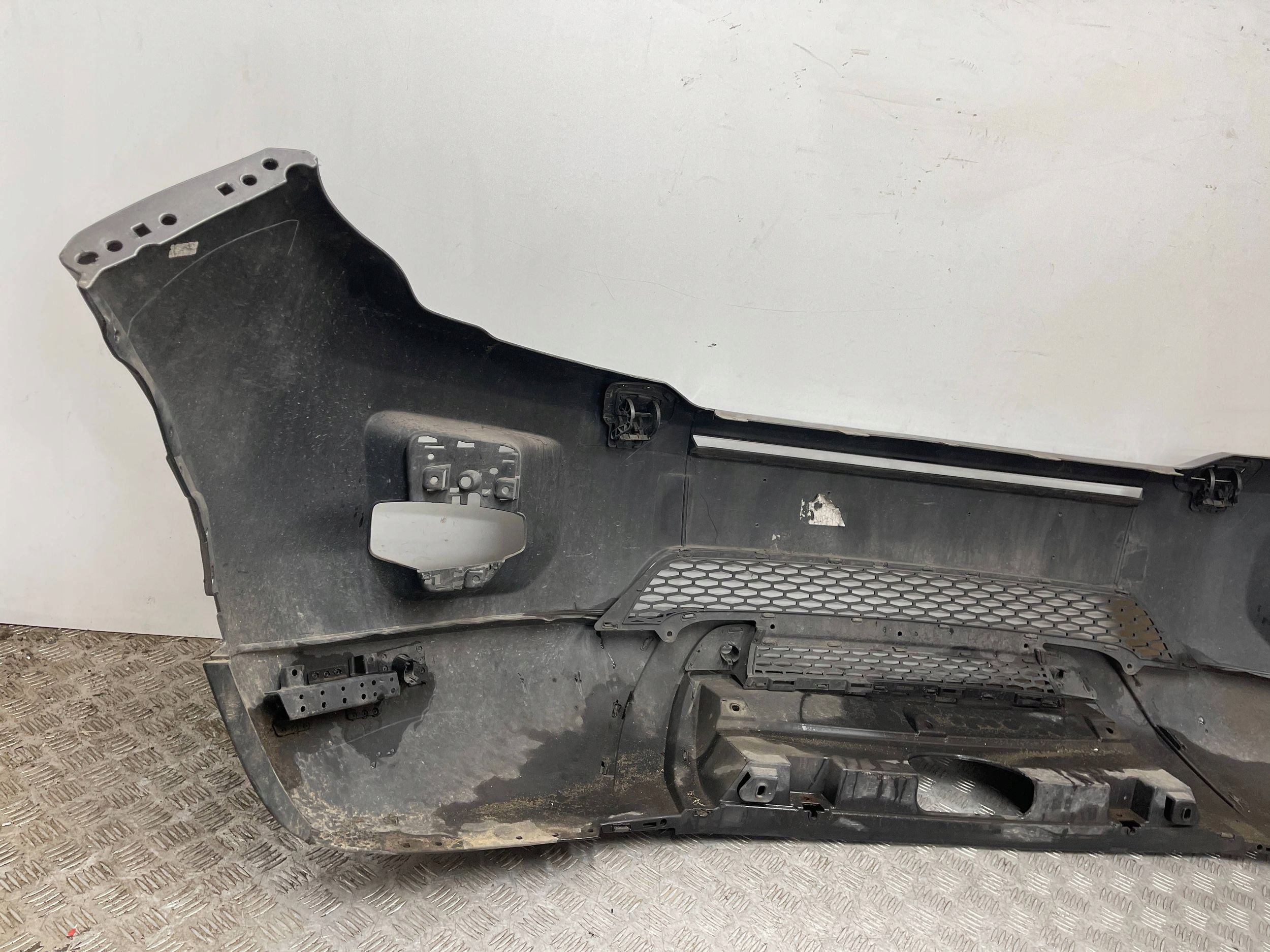 bumper front front Land Rover Evoque and 11- BJ32-17F003-1682B