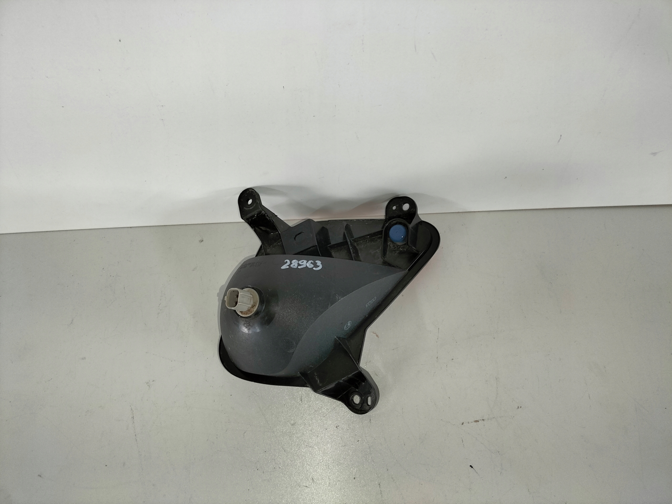 light reversing rear part right MITSUBISHI ECLIPSE CROSS