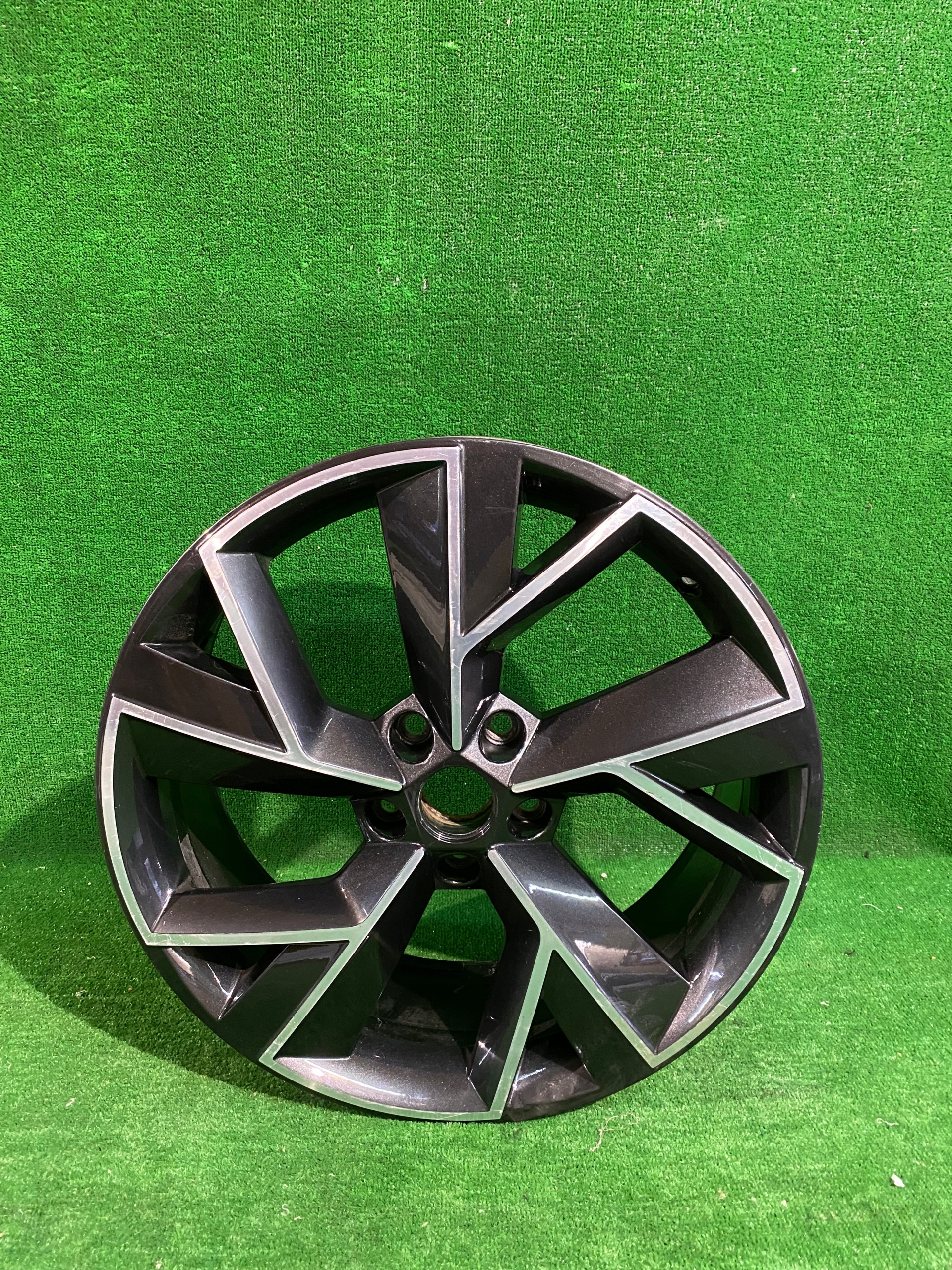 disk SKODA KAROQ KODIAQ 19” 7J ET43