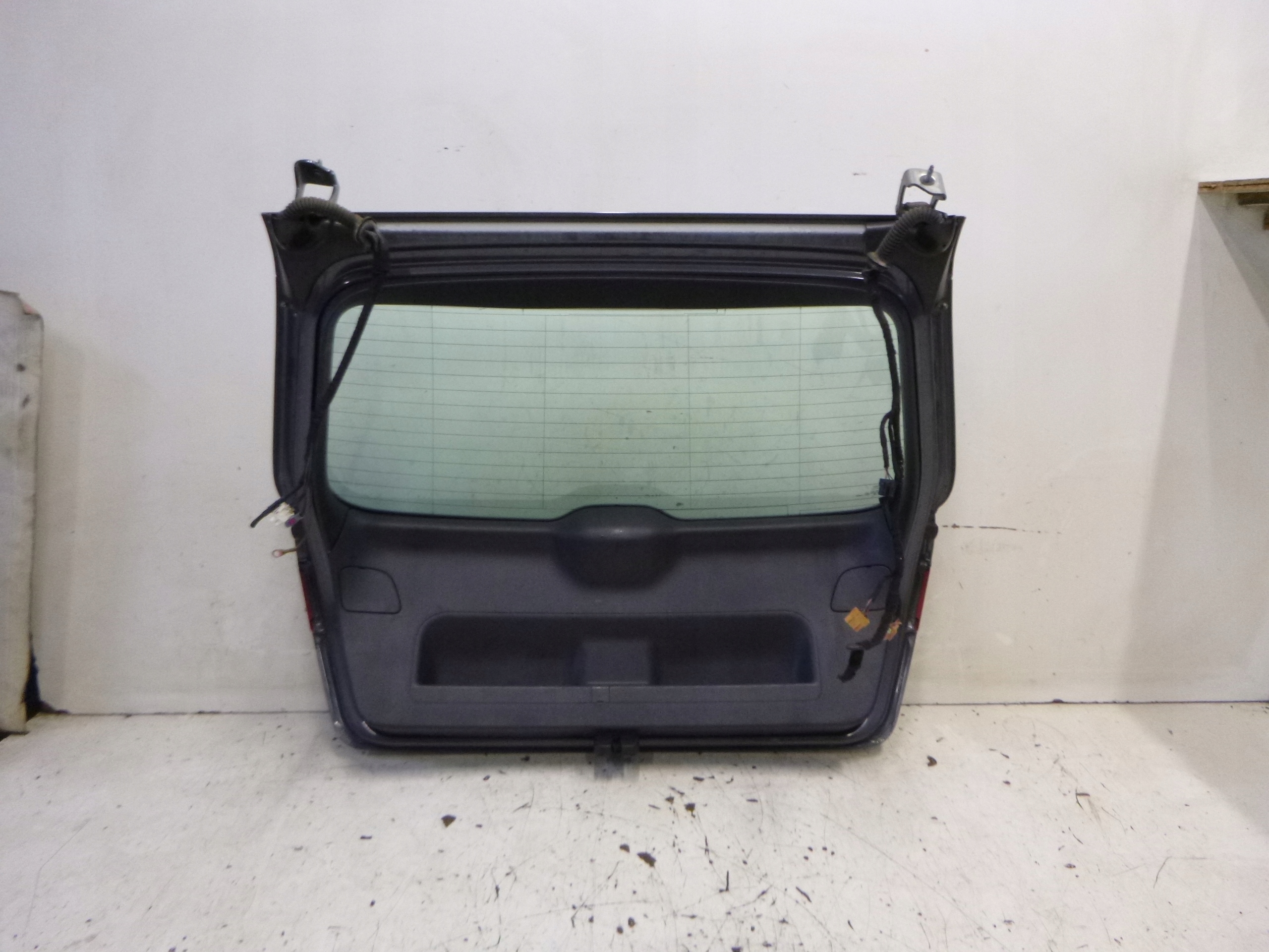 boot doors AUDI A3 P8 SPORTBACK LX7Z 2008-2013 WERSJA 5D