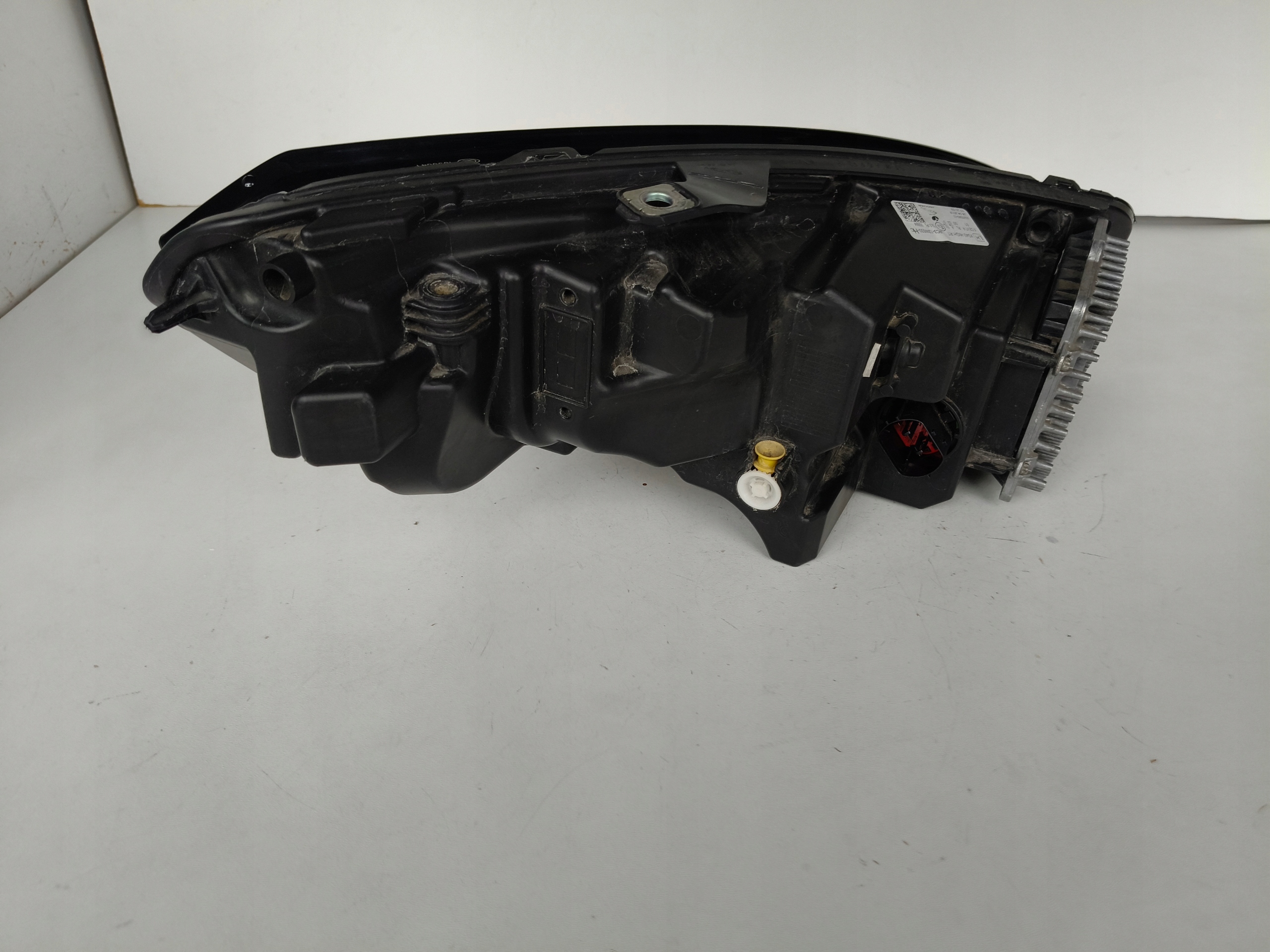 light left REFLEKTOR JAGUAR E-PACE 18- FULL LED HIGH