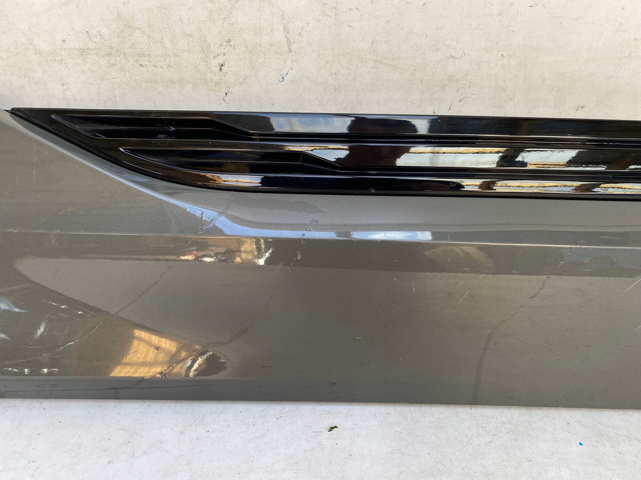 AUDI E-TRON 4KE 18- moulding door right rear part 4KE853970
