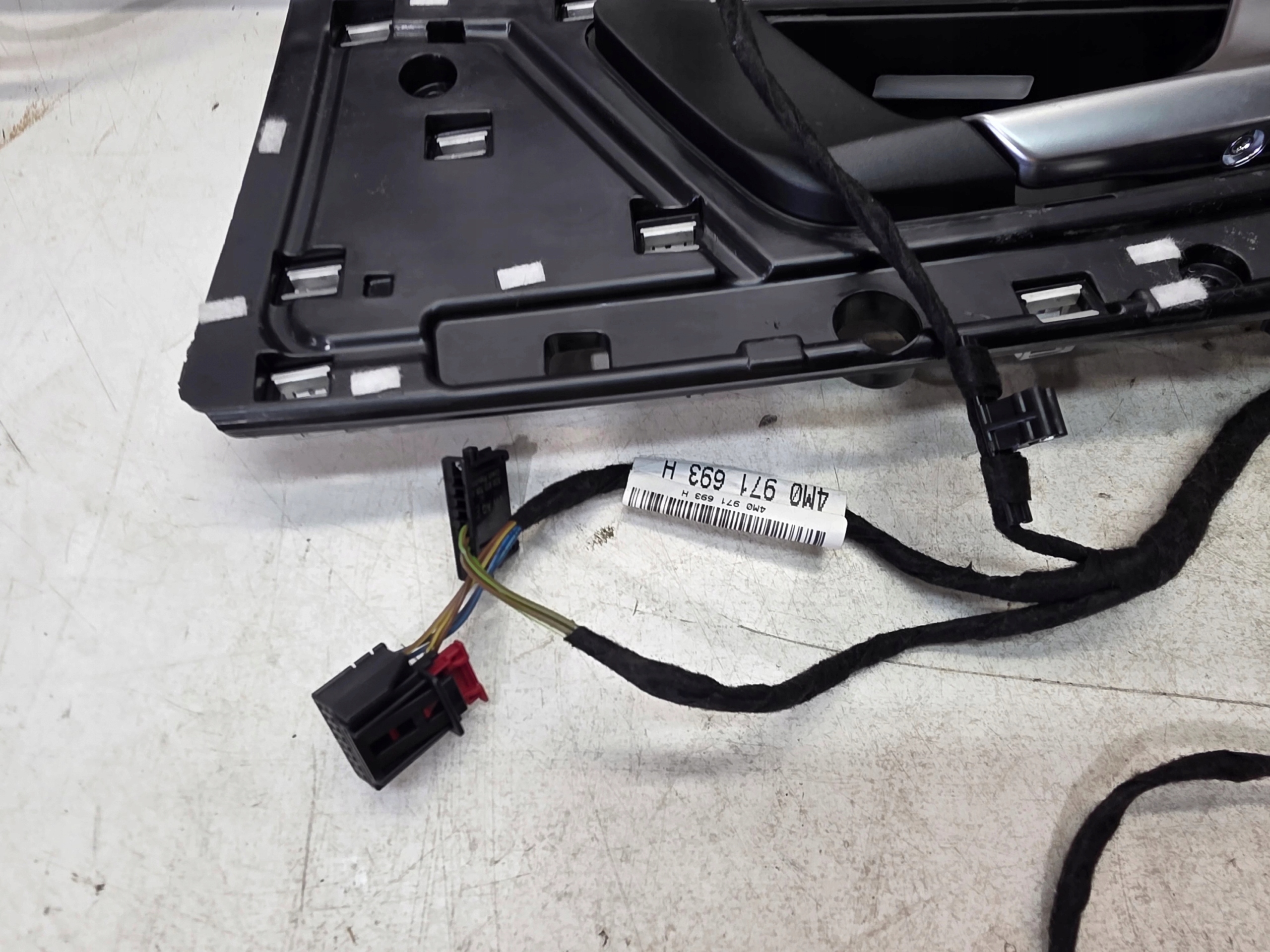 bundle WIAZKI BOCZKOW door AMBIENTE AUDI Q7 4M KOMPLET